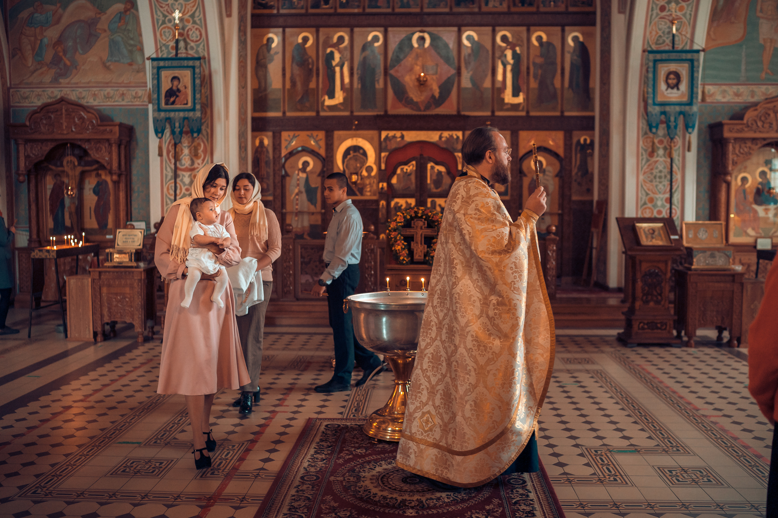 Крещение Миры Храм Иоанна Предтечи. Фотограф на Крещение и Венчание в Красноярске Рамазанова Юлия