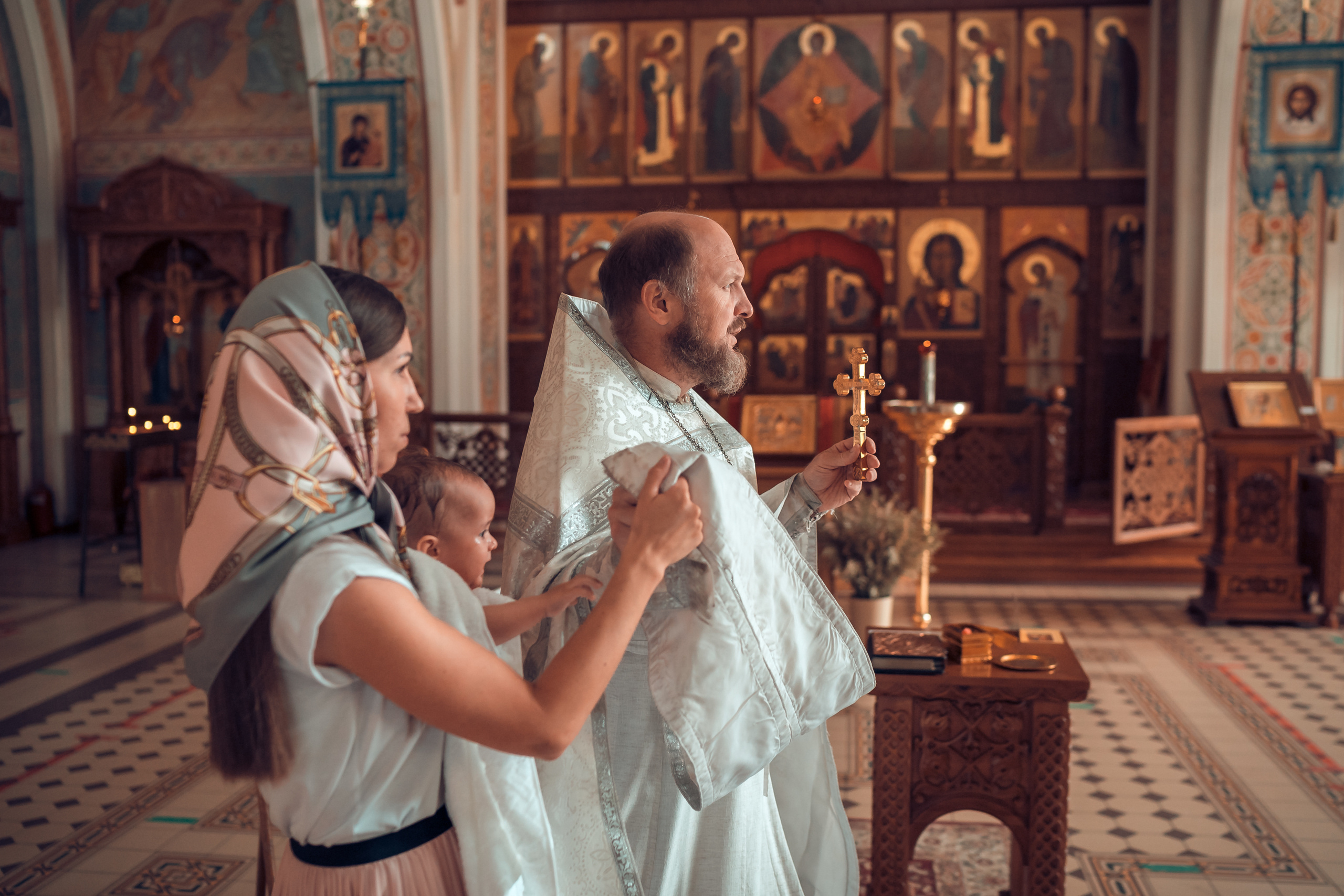 Крещение Арины Храм Иоанна Предтечи. Фотограф на Крещение и Венчание в Красноярске Рамазанова Юлия