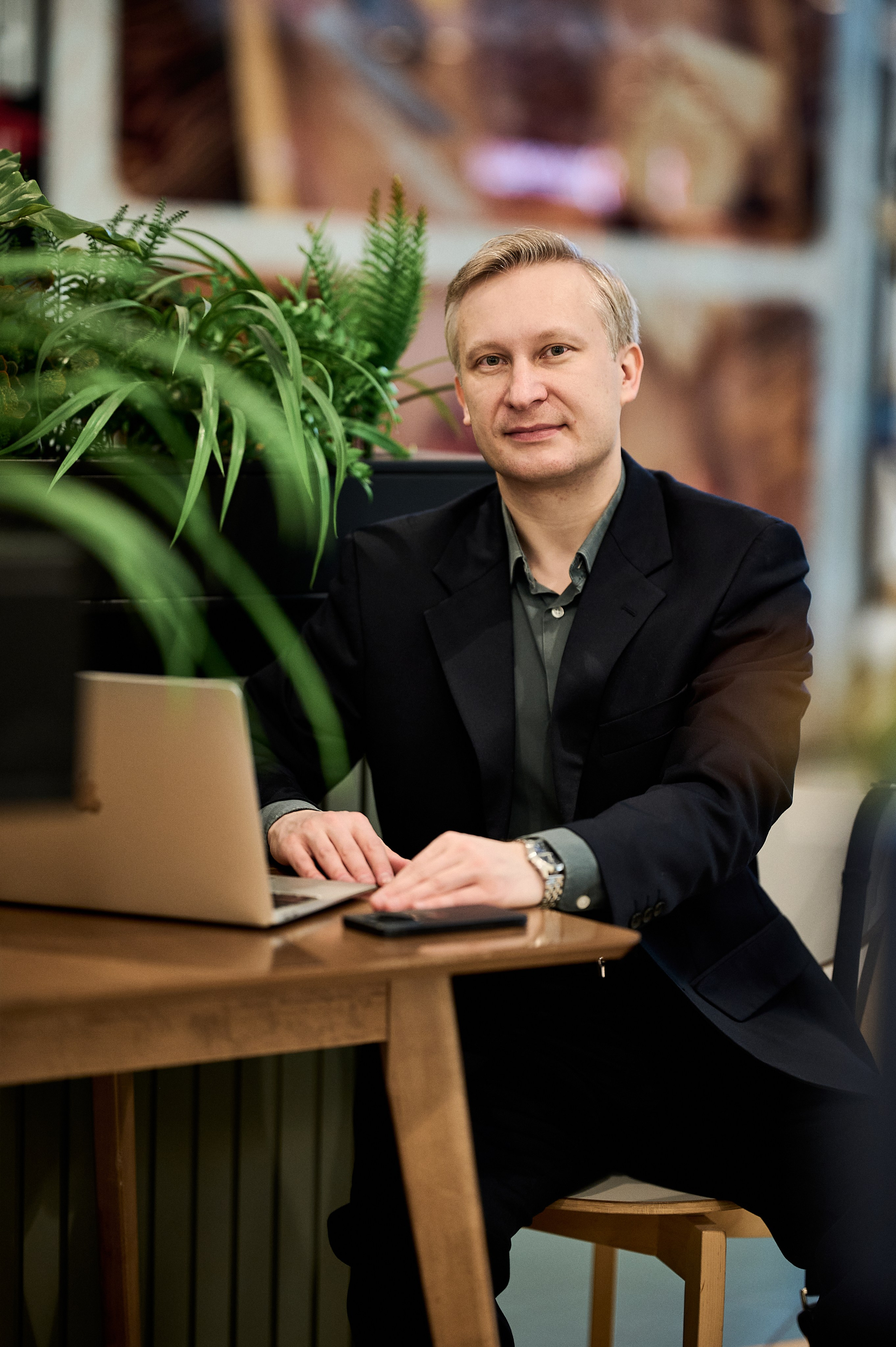 Персональная фотосессия Сергея — ТЦ Планета, Новокузнецк