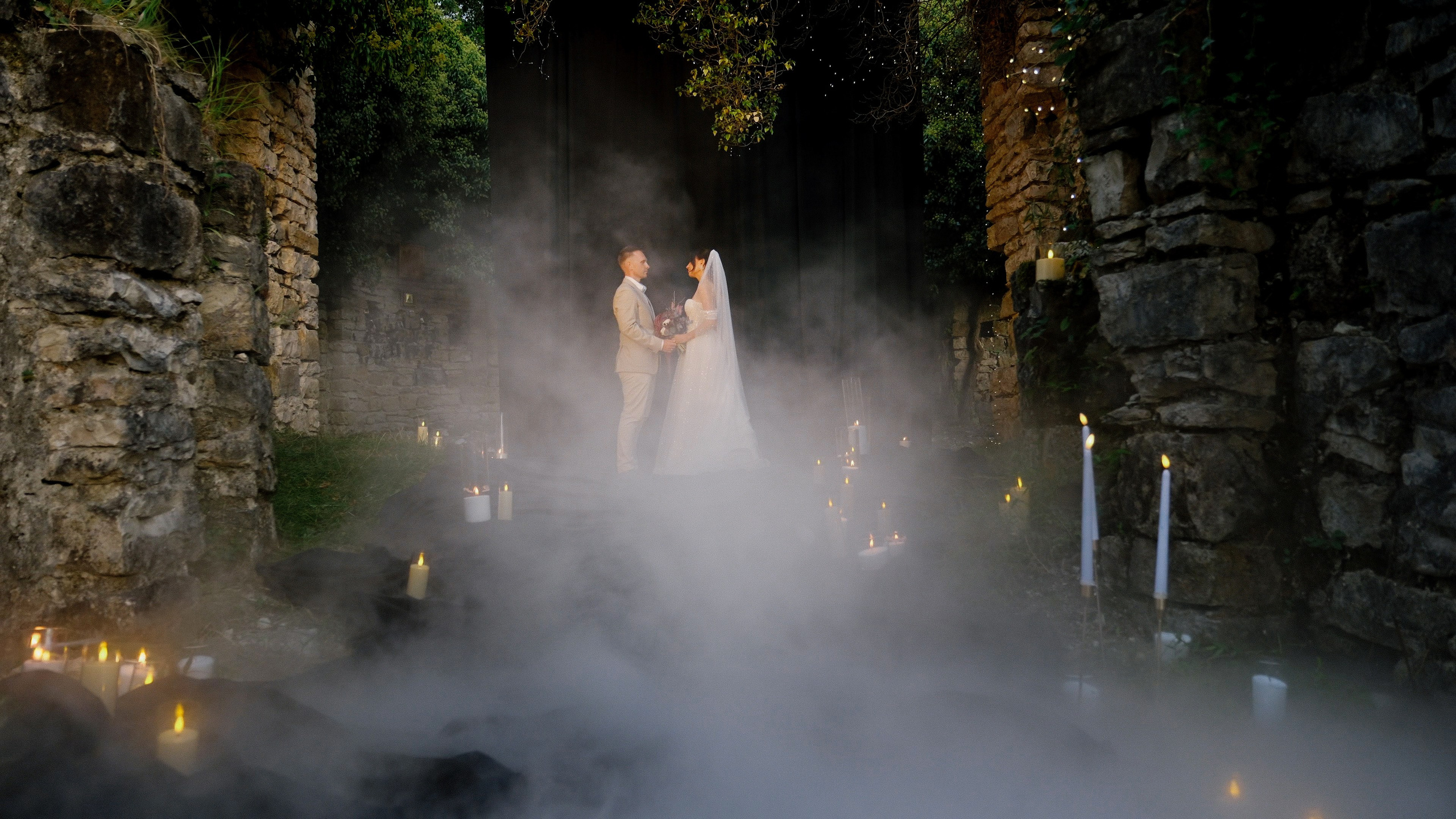 Две Здезды — Храм 19 века. Свадебный Видеограф Фотограф в Сочи