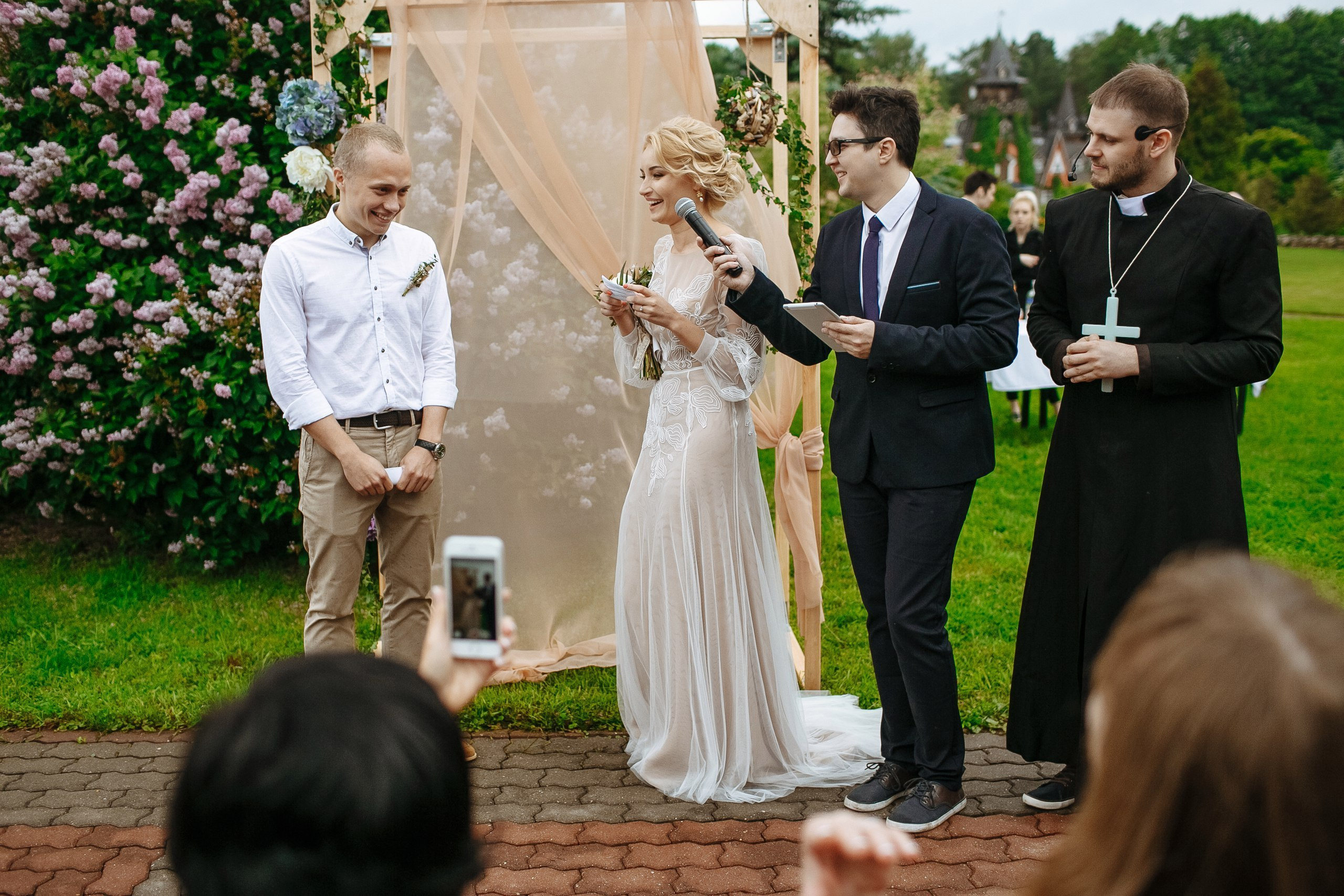 Андрей и Ирина. Организация и координация свадебных и семейных торжеств