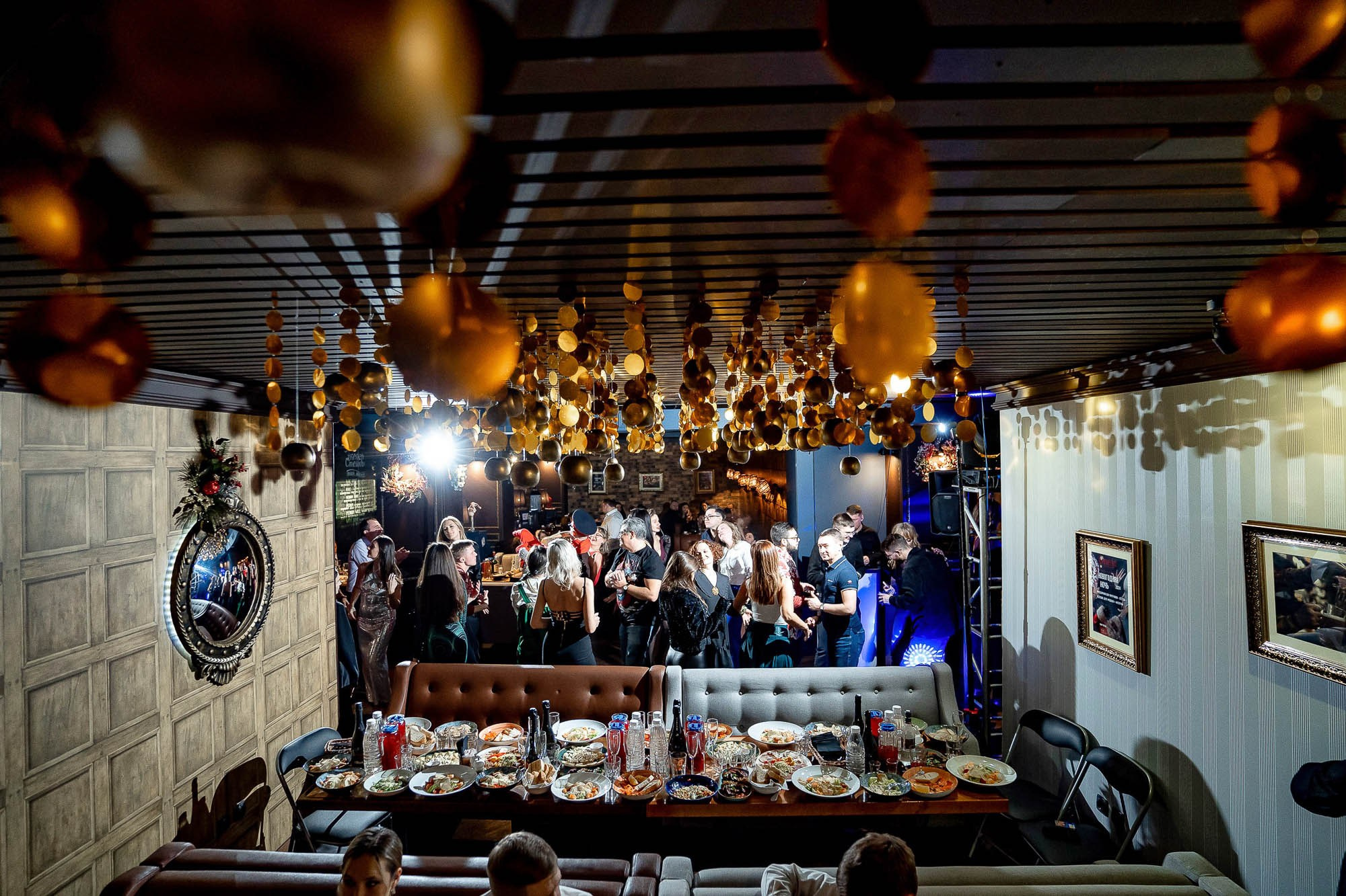 Новый год 2024 в Peoples. Сергей Кошкин. Репортажная и ивент-фотография в Сургуте