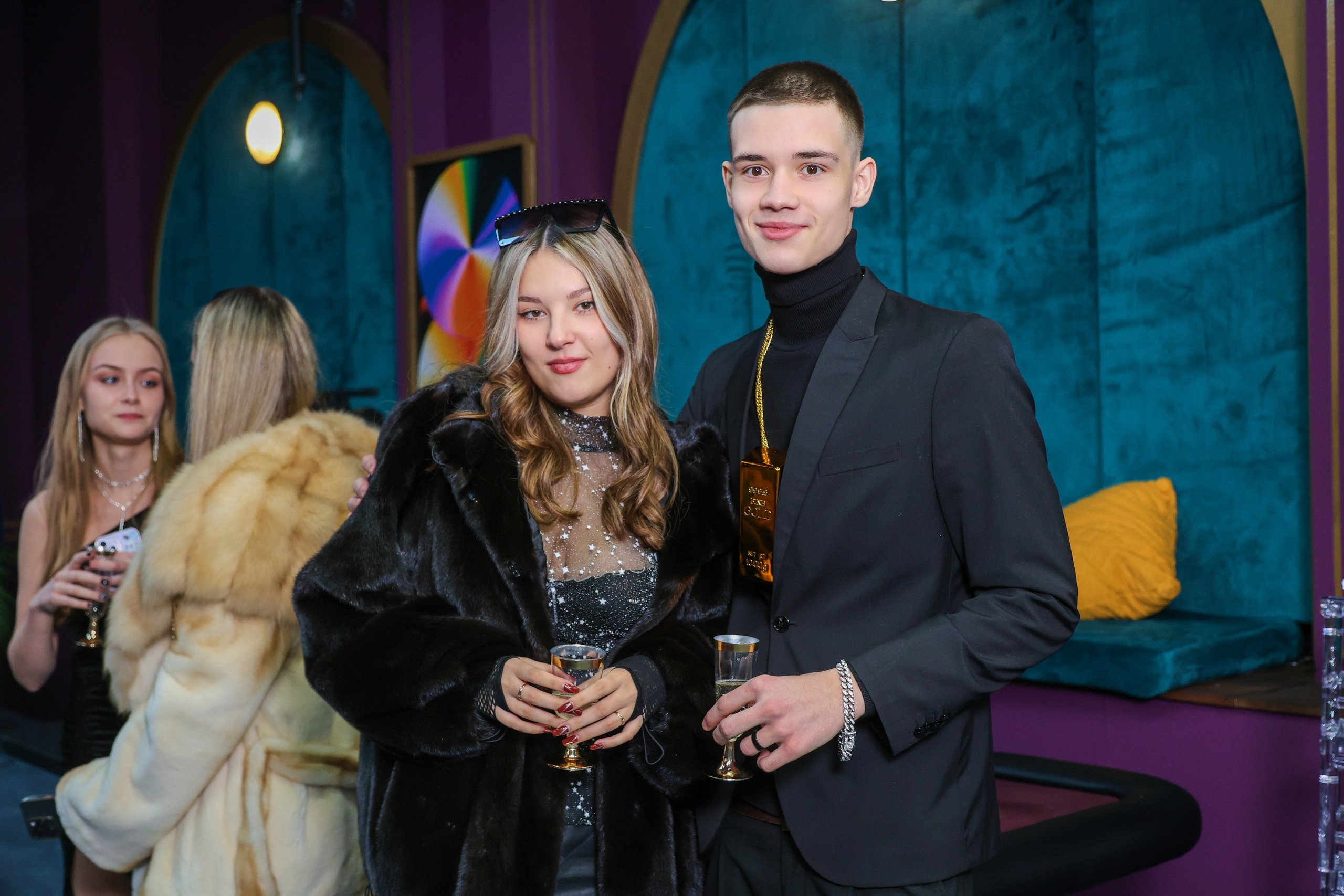 Вечеринка в стиле «Золотая молодежь». Akhmedov Team × Medoed Production — фото и видеопродакшен для мероприятий