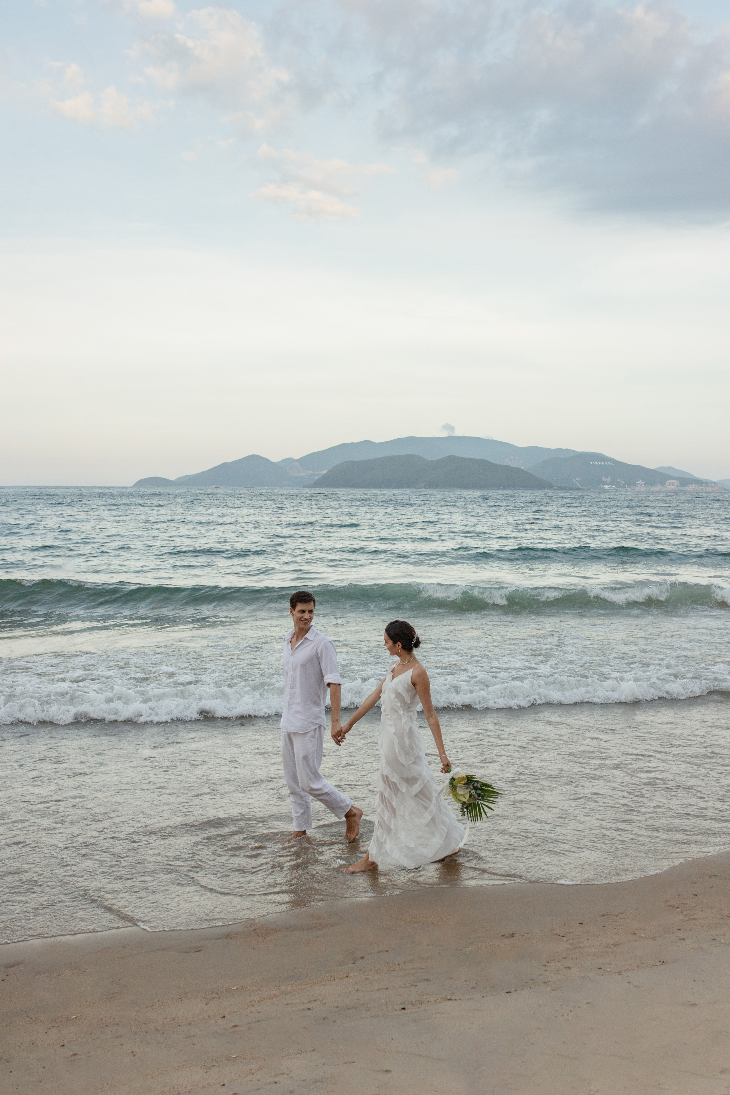 Владислав и Милена у моря. Главная