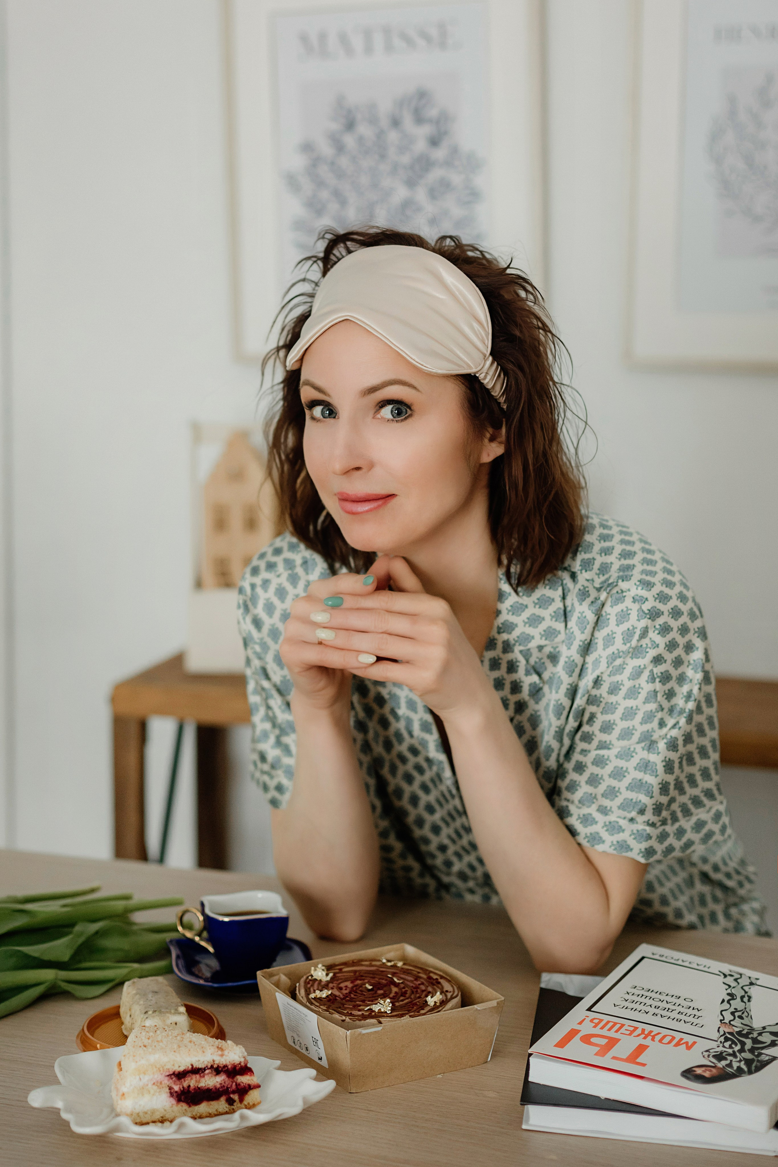 Контент съемка для владелицы кофейни. Деловая и Бизнес съемка в  Москве Инесса Грушко