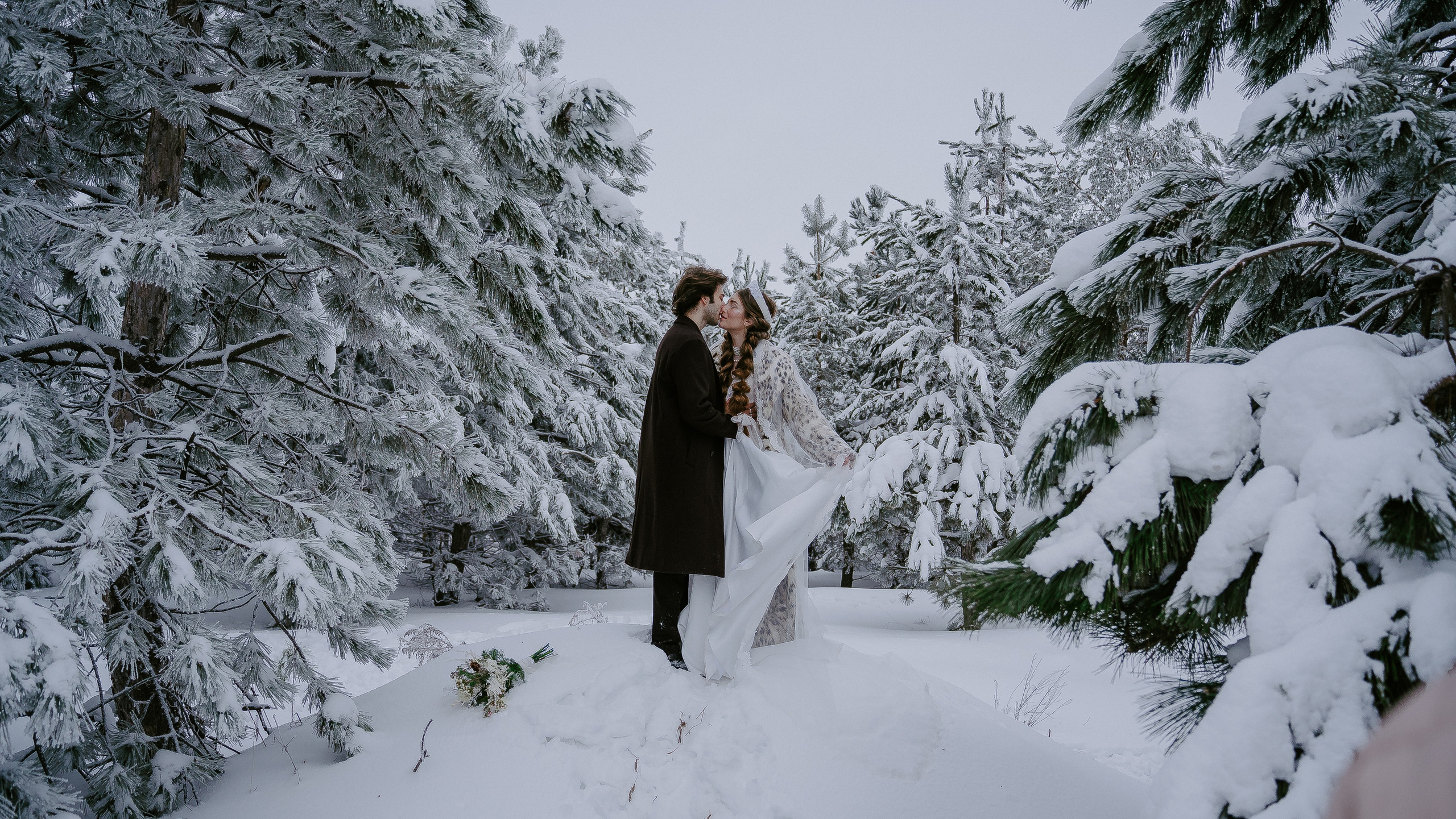 Дан и Татьяна — Зимняя сказка. Свадебные фотограф и видеограф в Саратове