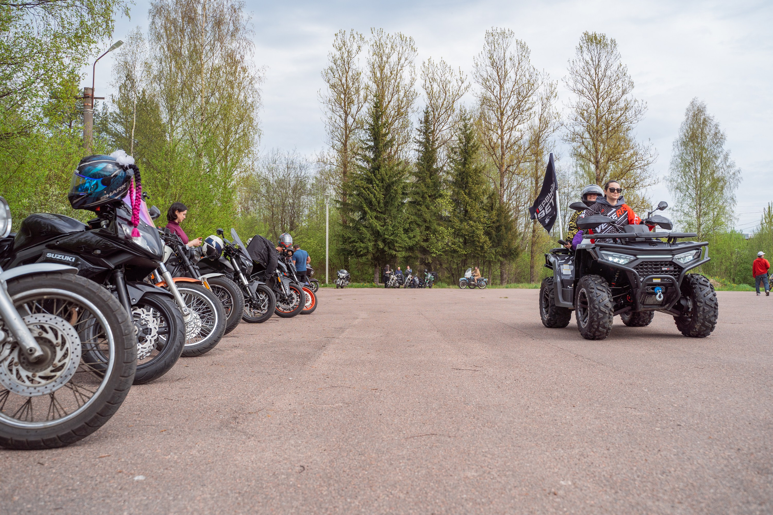 Мотоциклы —репортажная фотосъемка в Санкт-Петербурге. Свадебный, семейный, портретный, репортажный фотограф в Санкт-Петербурге