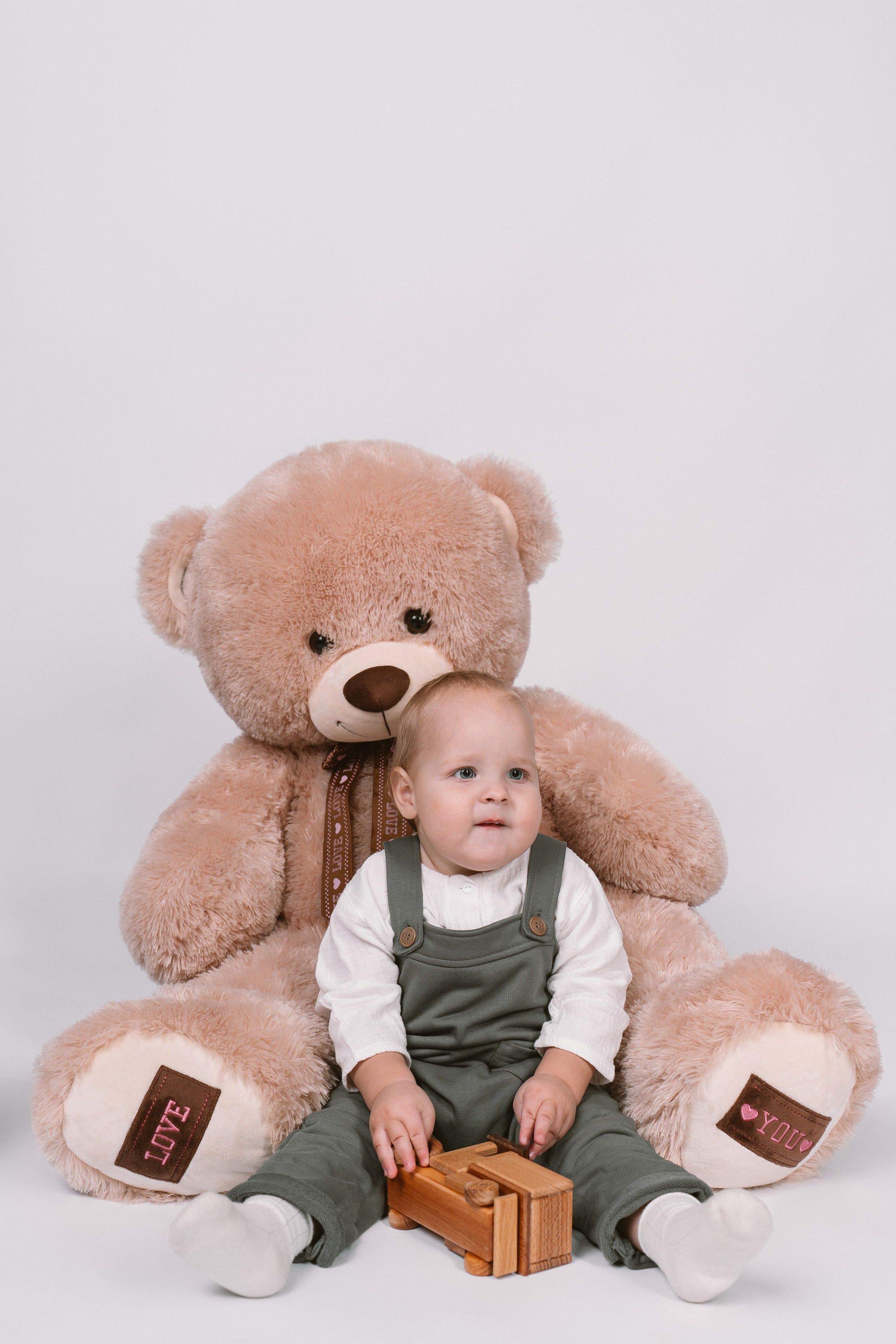 Годовасие в стиле минимализм. Свадебный и семейный фотограф в г. Югорске Анастасия Аширбекова