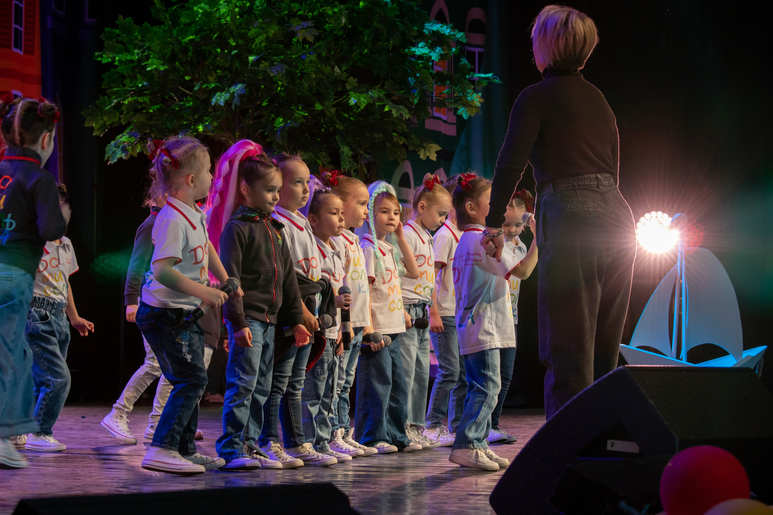 Съёмка концерта для Домисольки, большой концертный зал Космос. «Студия DRONAVT`s» — видеосъёмка и фотография г. Москва