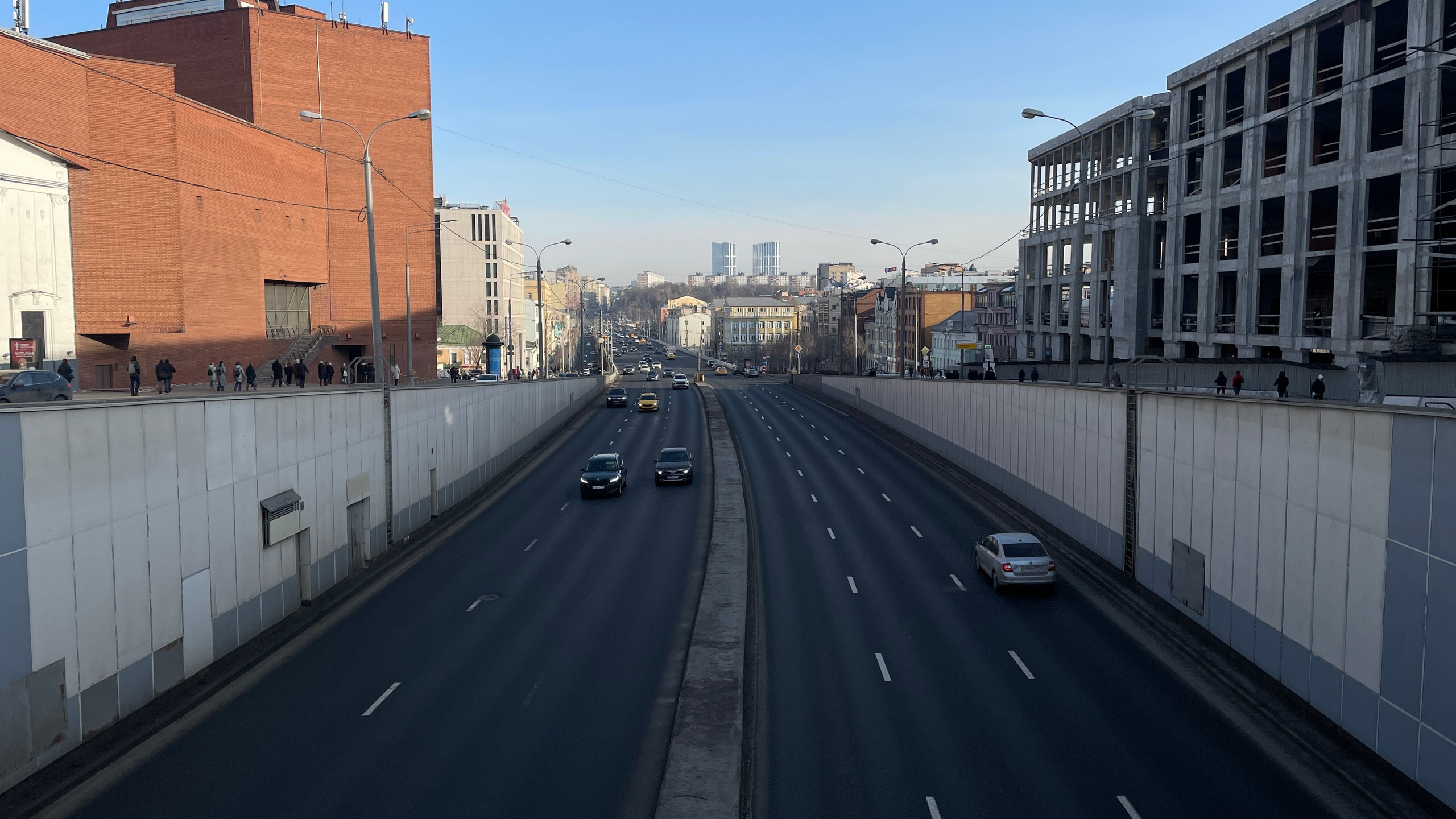 Москва март 2024. Фотограф Валерий Сабрам