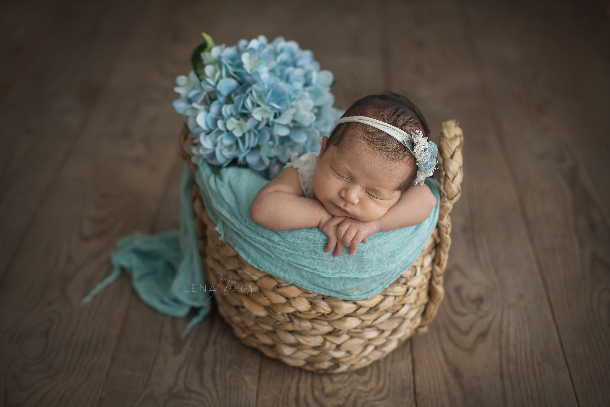 Новорожденные малыши владивосток. Детский и семейный фотограф Елена Новоселова в г. Владивосток