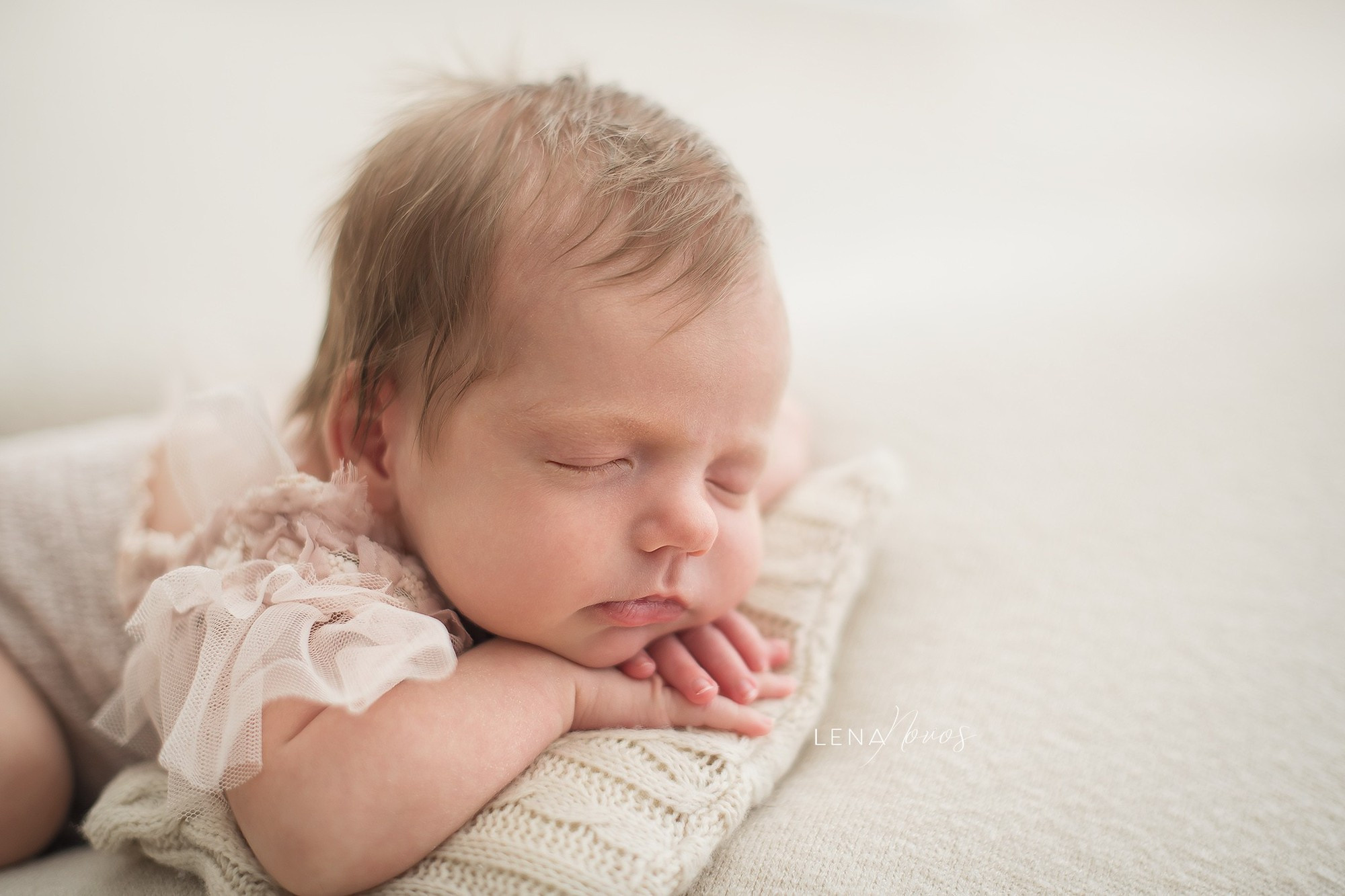 Новорожденные малыши владивосток. Детский и семейный фотограф Елена Новоселова в г. Владивосток