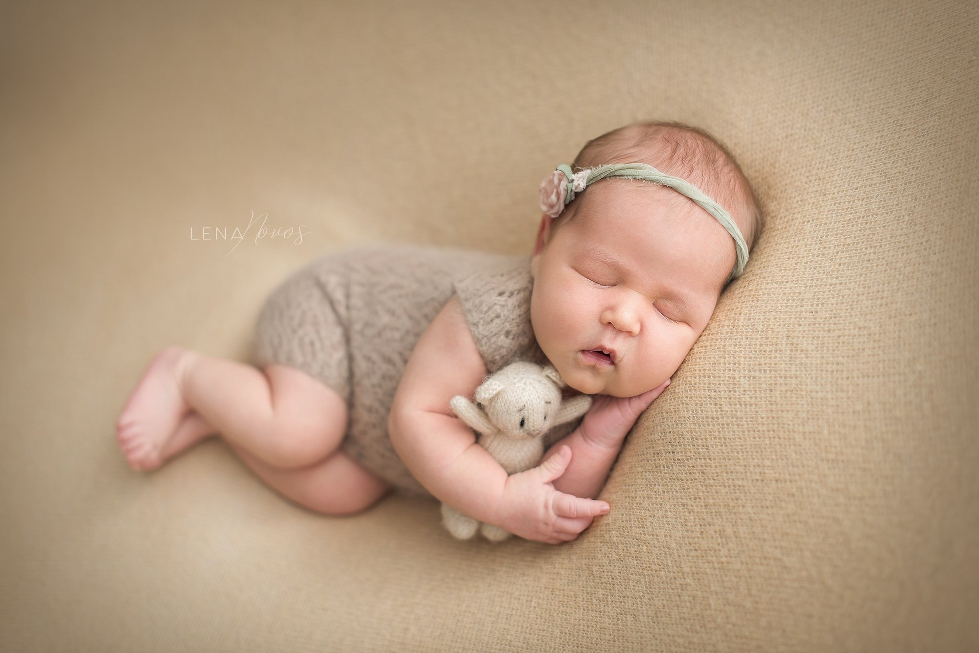 Новорожденные малыши владивосток. Детский и семейный фотограф Елена Новоселова в г. Владивосток