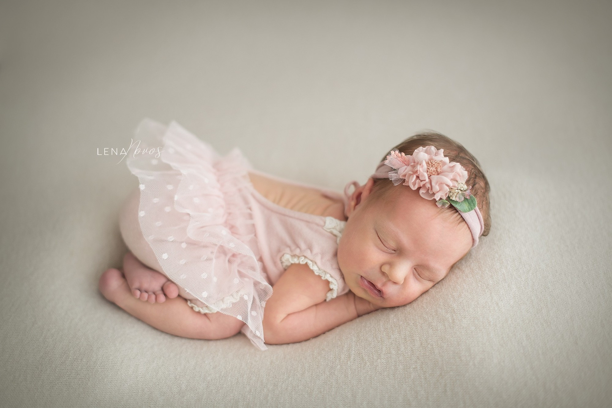 Новорожденные малыши владивосток. Детский и семейный фотограф Елена Новоселова в г. Владивосток