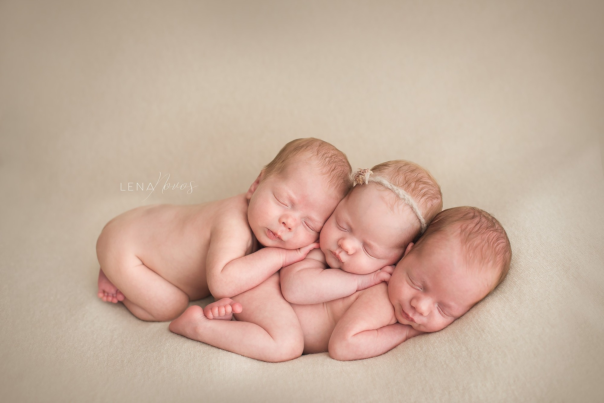 Новорожденные малыши владивосток. Детский и семейный фотограф Елена Новоселова в г. Владивосток