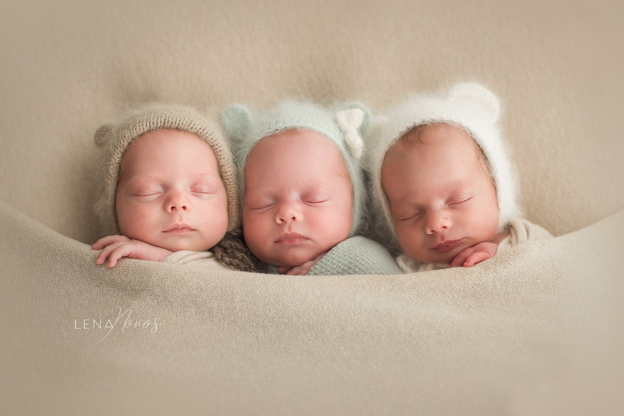 Новорожденные малыши владивосток. Детский и семейный фотограф Елена Новоселова в г. Владивосток