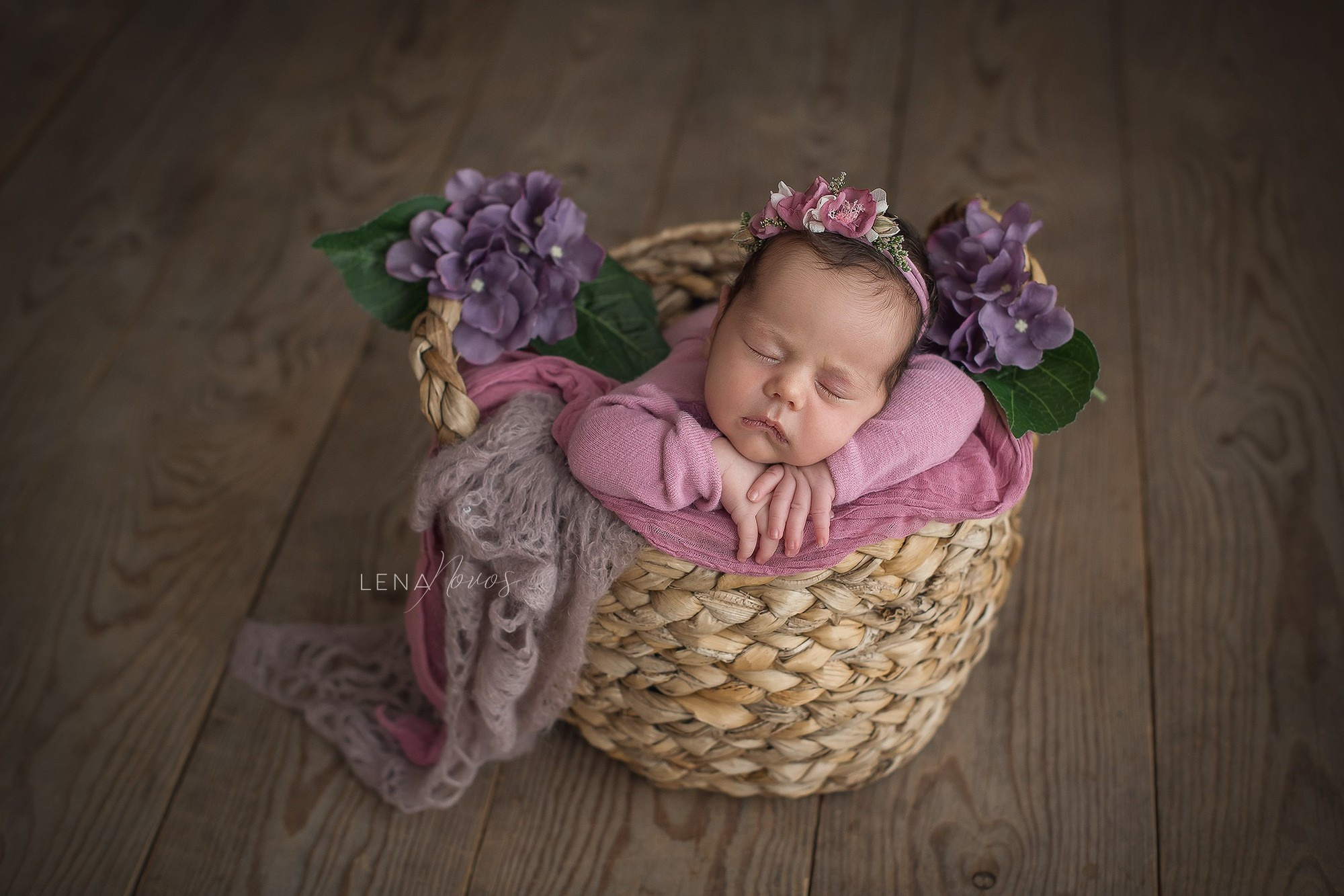 Новорожденные малыши владивосток. Детский и семейный фотограф Елена Новоселова в г. Владивосток