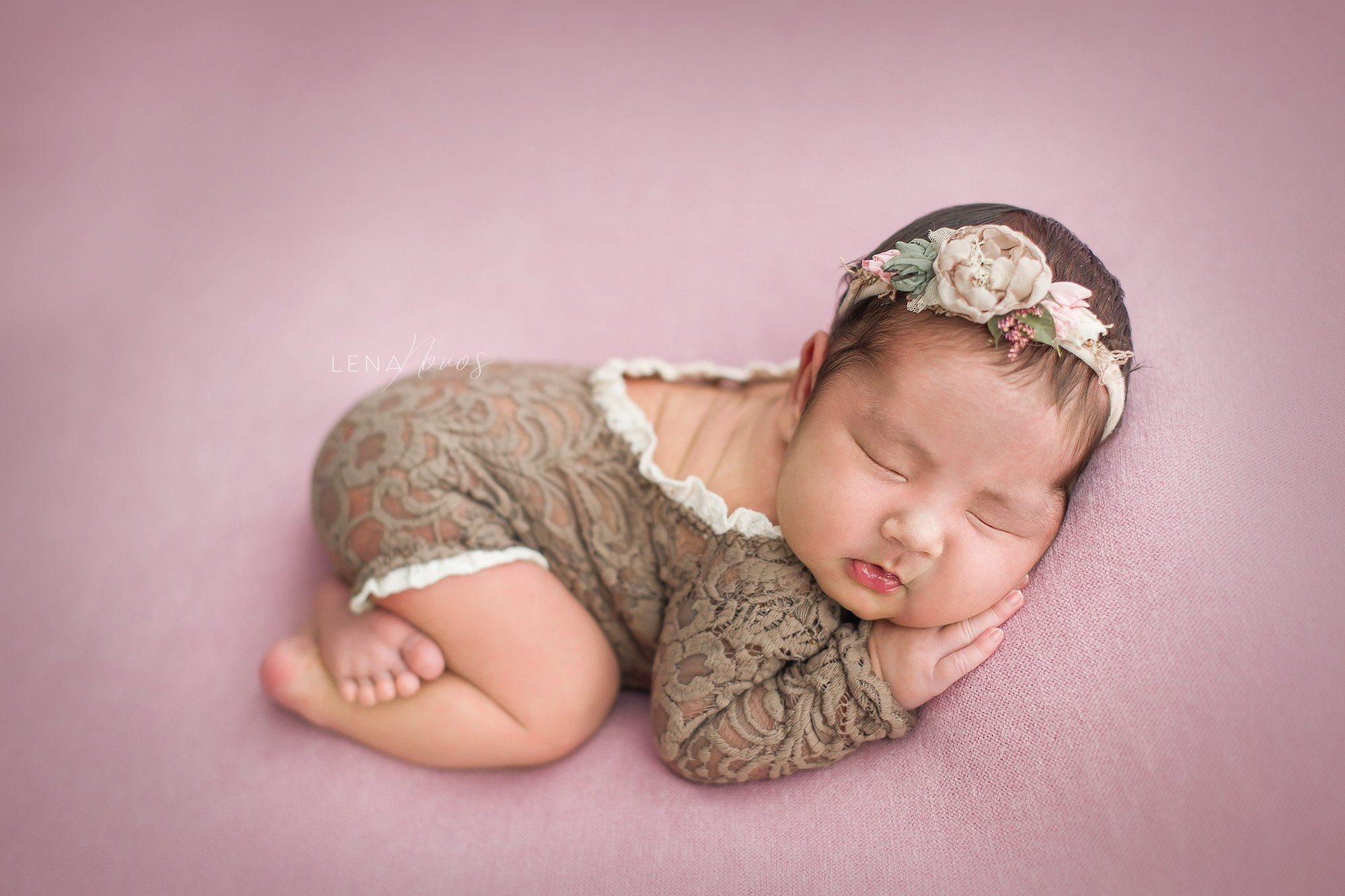 Новорожденные малыши владивосток. Детский и семейный фотограф Елена Новоселова в г. Владивосток