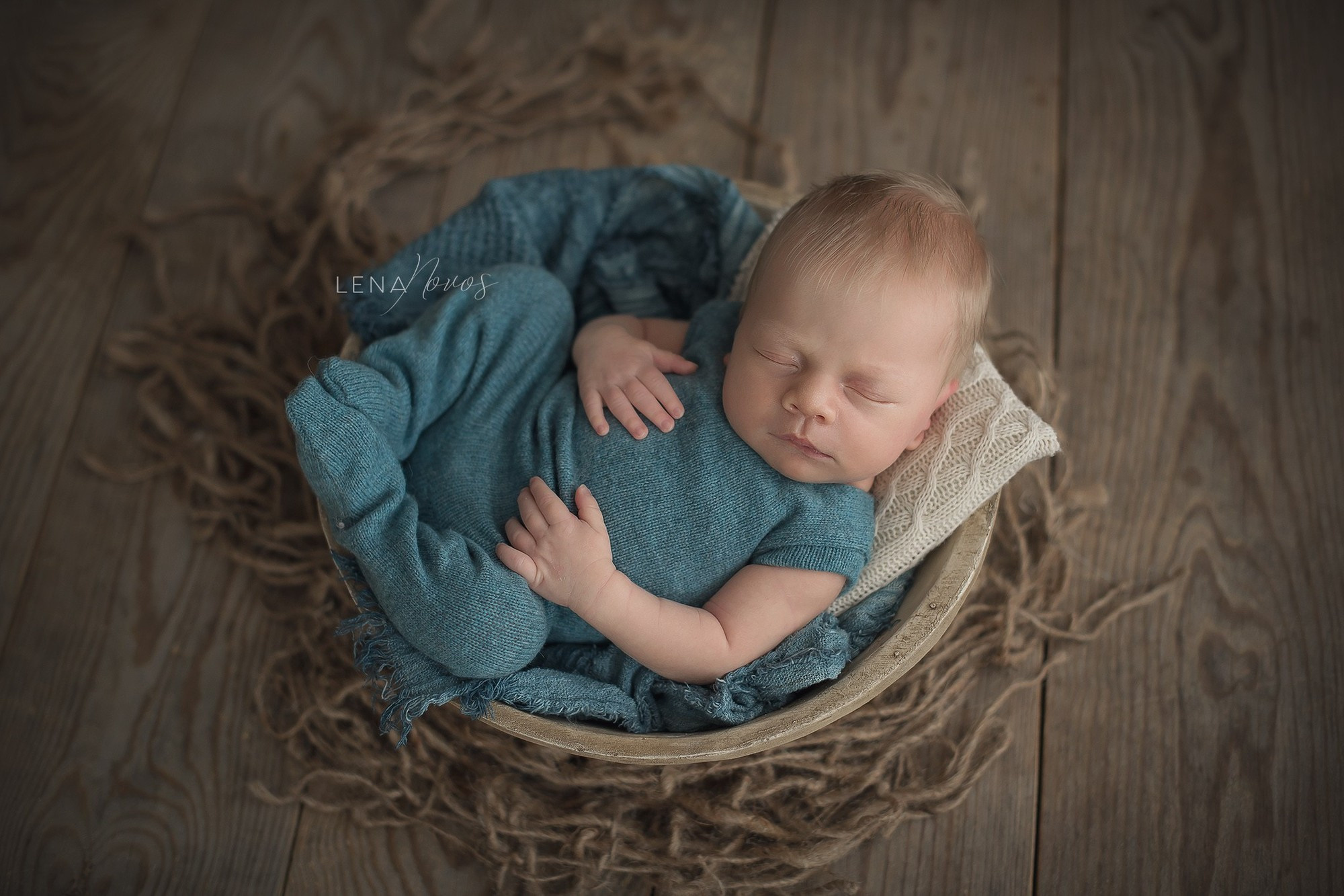 Новорожденные малыши владивосток. Детский и семейный фотограф Елена Новоселова в г. Владивосток