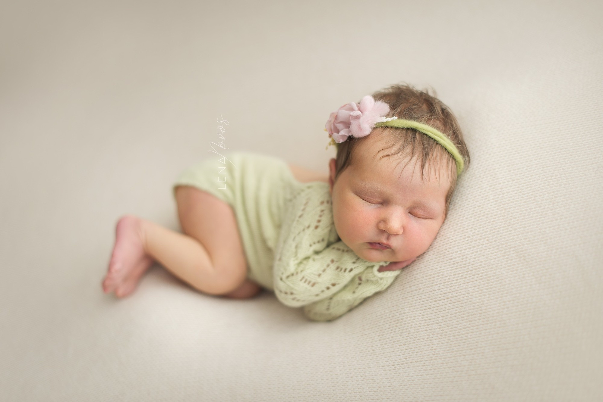 Новорожденные малыши владивосток. Детский и семейный фотограф Елена Новоселова в г. Владивосток