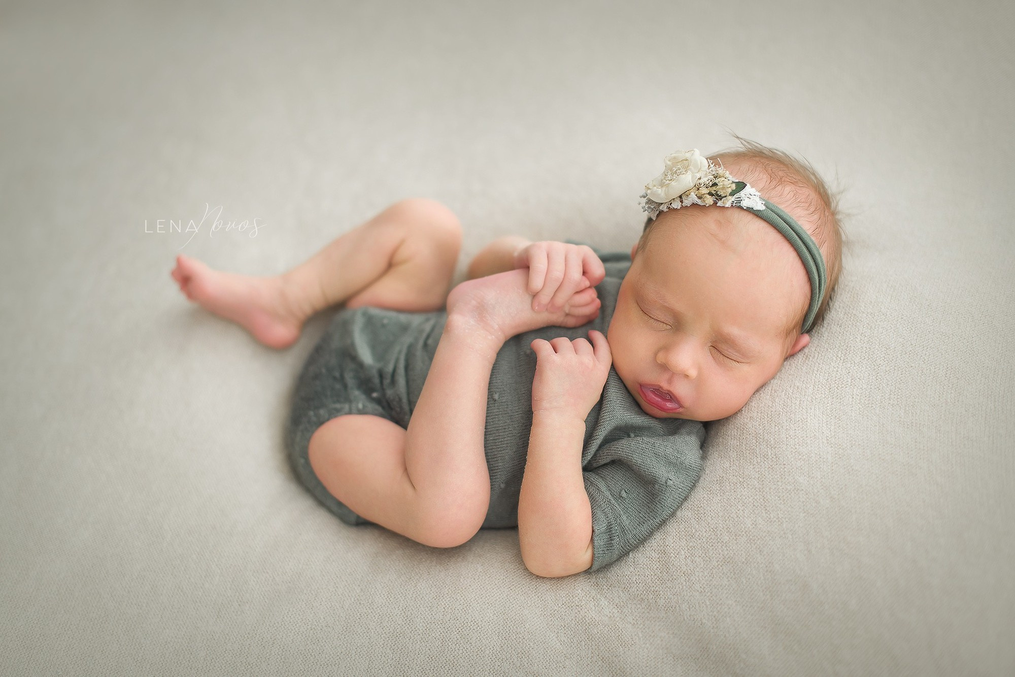 Новорожденные малыши владивосток. Детский и семейный фотограф Елена Новоселова в г. Владивосток