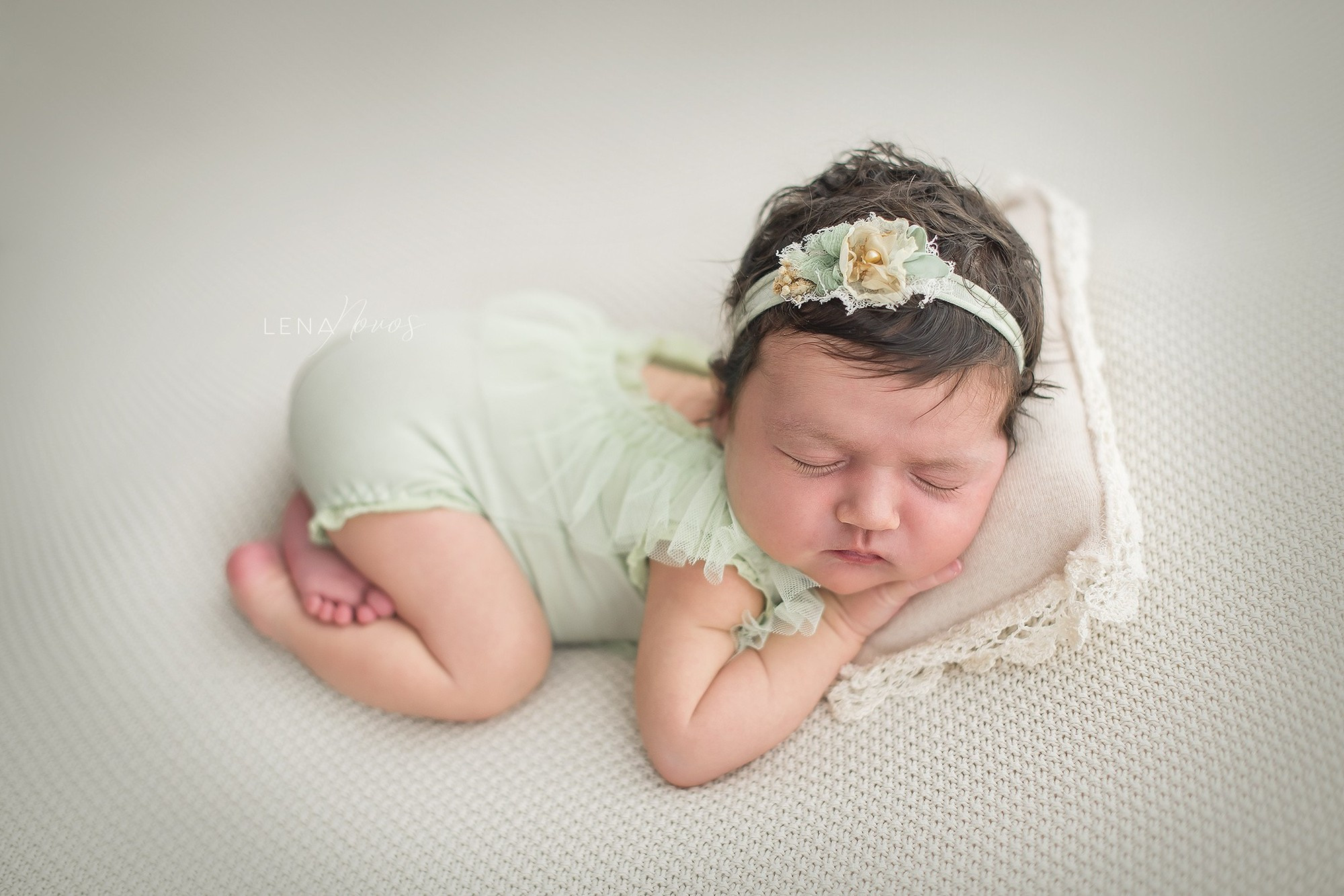 Новорожденные малыши владивосток. Детский и семейный фотограф Елена Новоселова в г. Владивосток