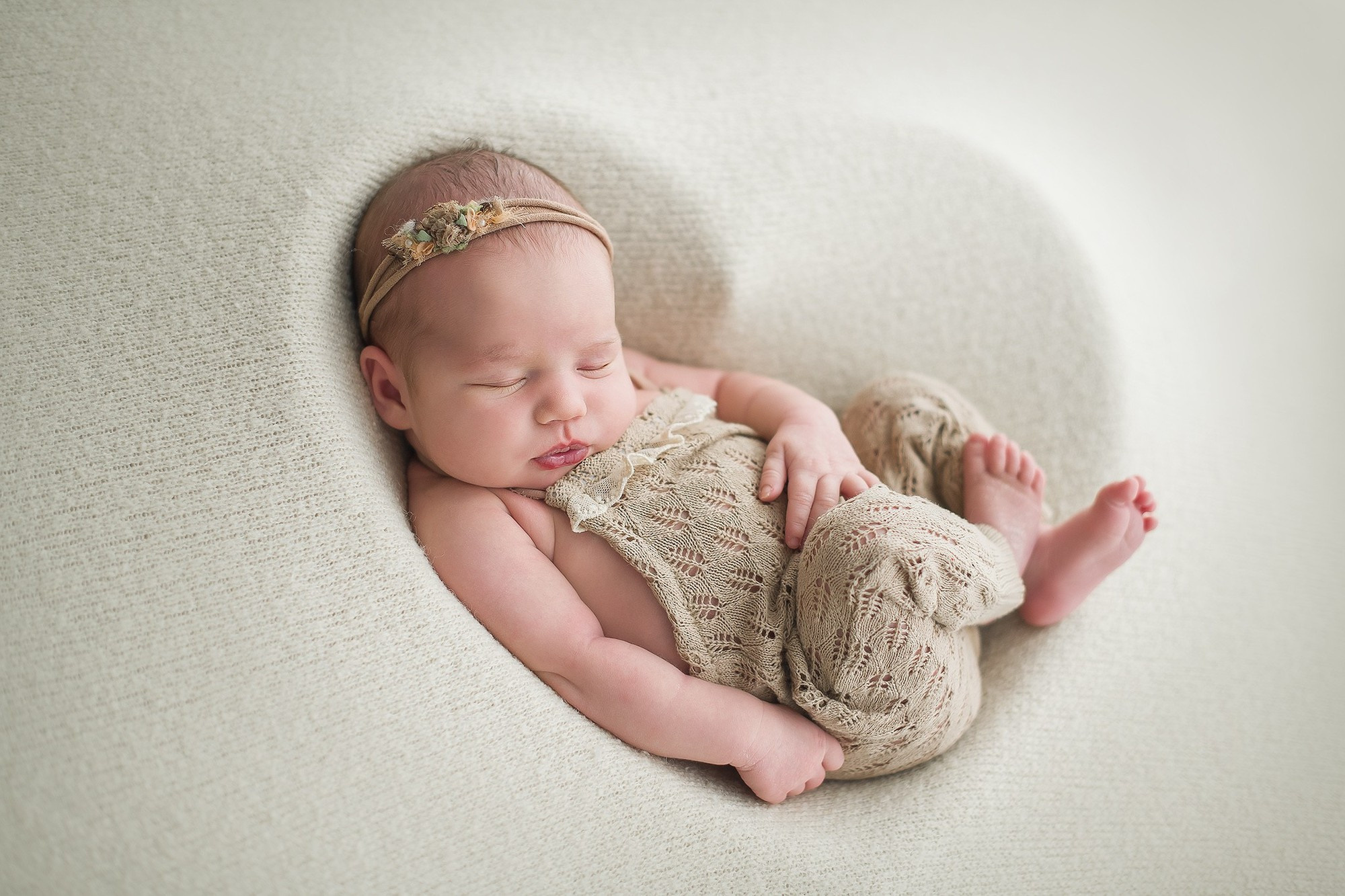 Новорожденные малыши владивосток. Детский и семейный фотограф Елена Новоселова в г. Владивосток