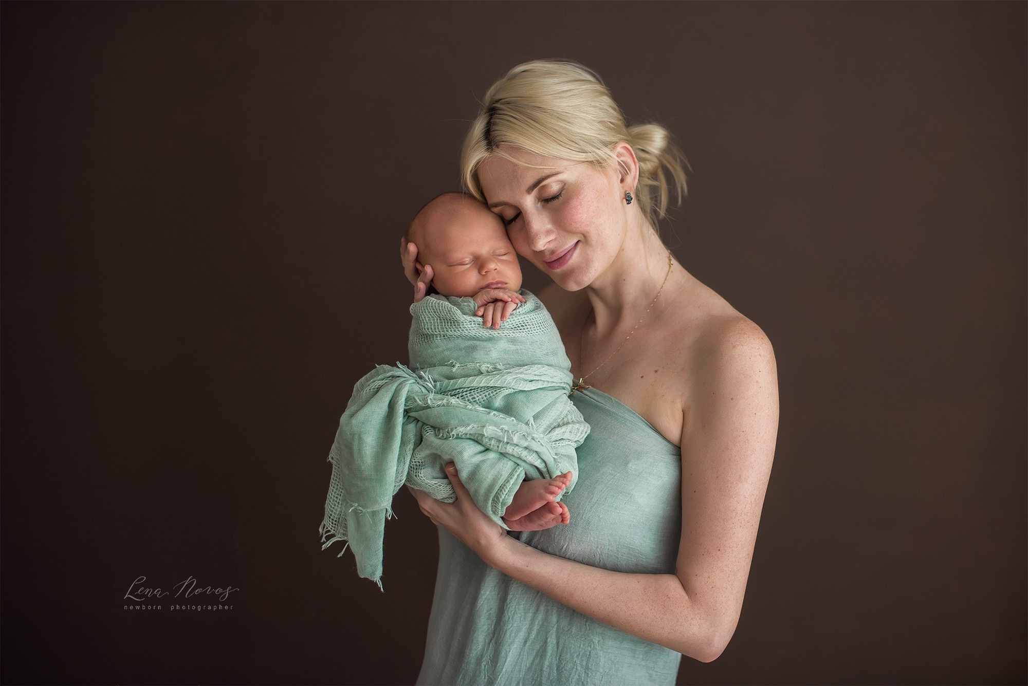 Новорожденные малыши владивосток. Детский и семейный фотограф Елена Новоселова в г. Владивосток