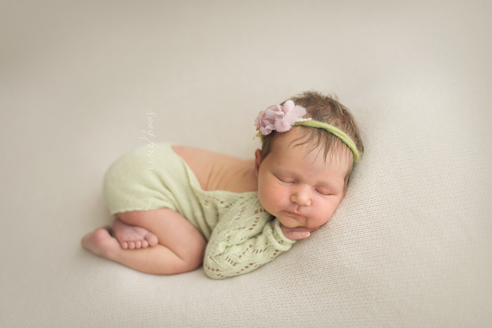 Новорожденные малыши владивосток. Детский и семейный фотограф Елена Новоселова в г. Владивосток