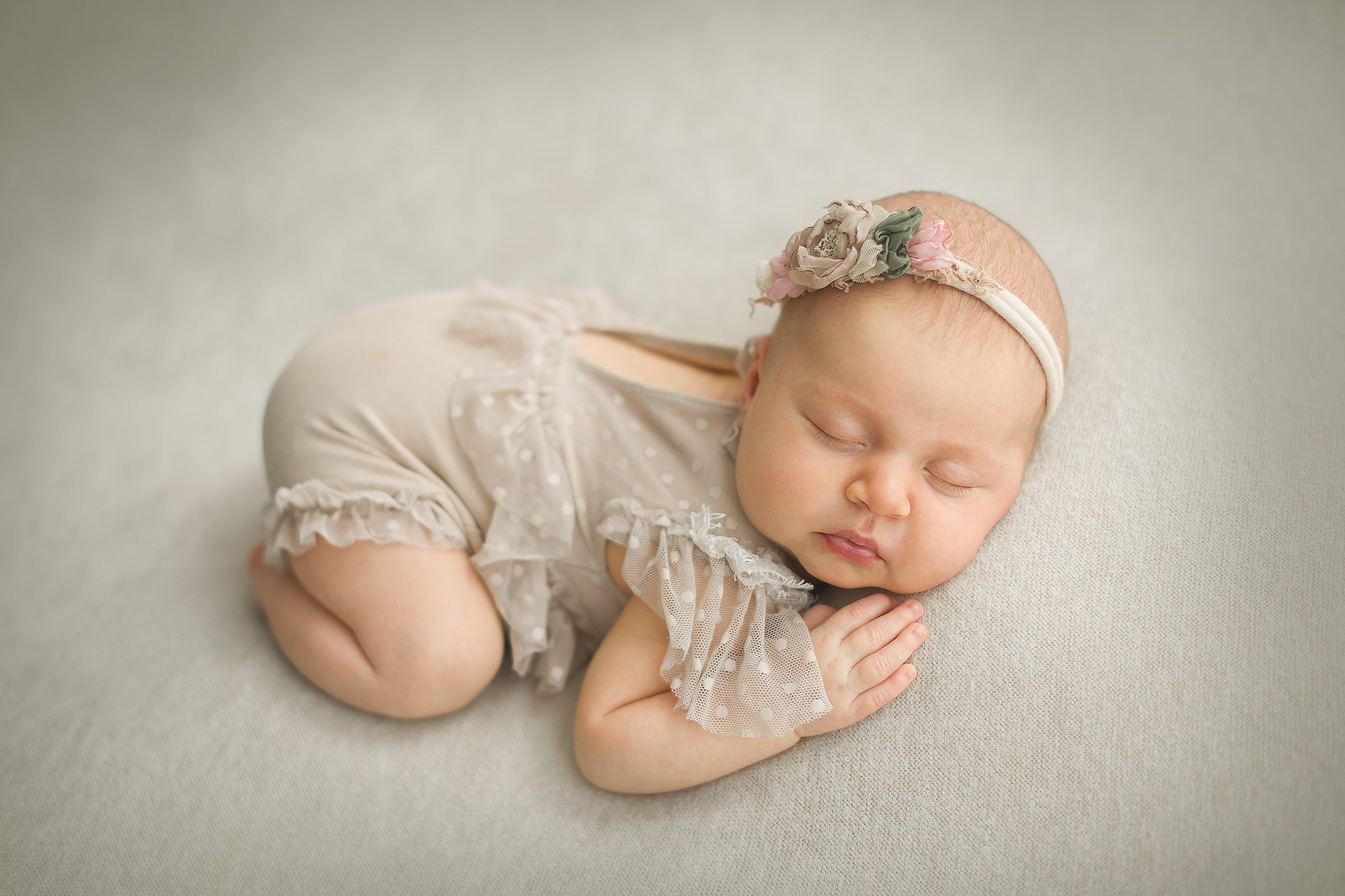 Новорожденные малыши владивосток. Детский и семейный фотограф Елена Новоселова в г. Владивосток