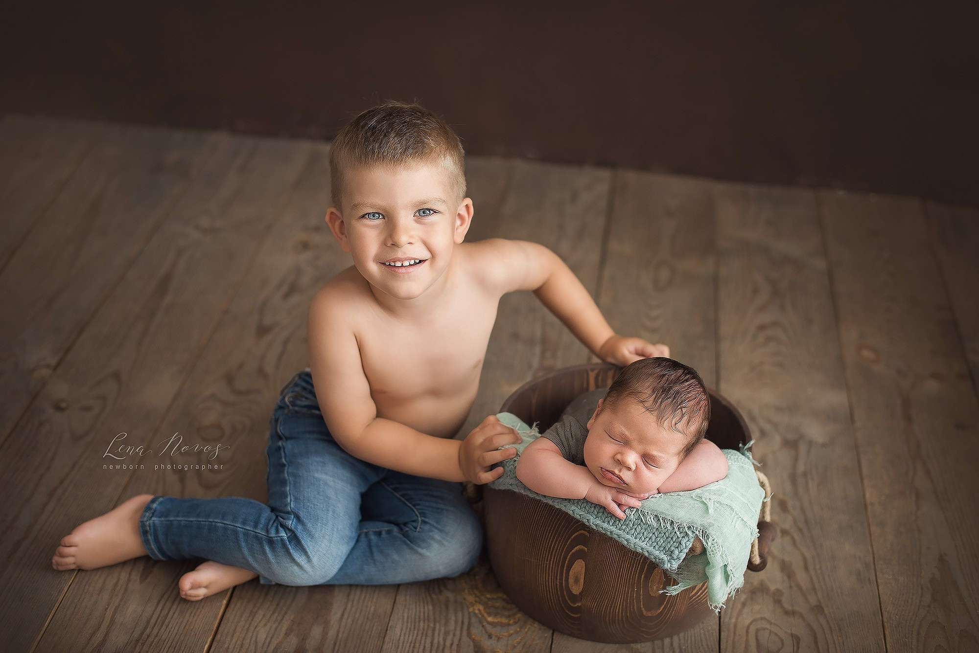 Новорожденные малыши владивосток. Детский и семейный фотограф Елена Новоселова в г. Владивосток