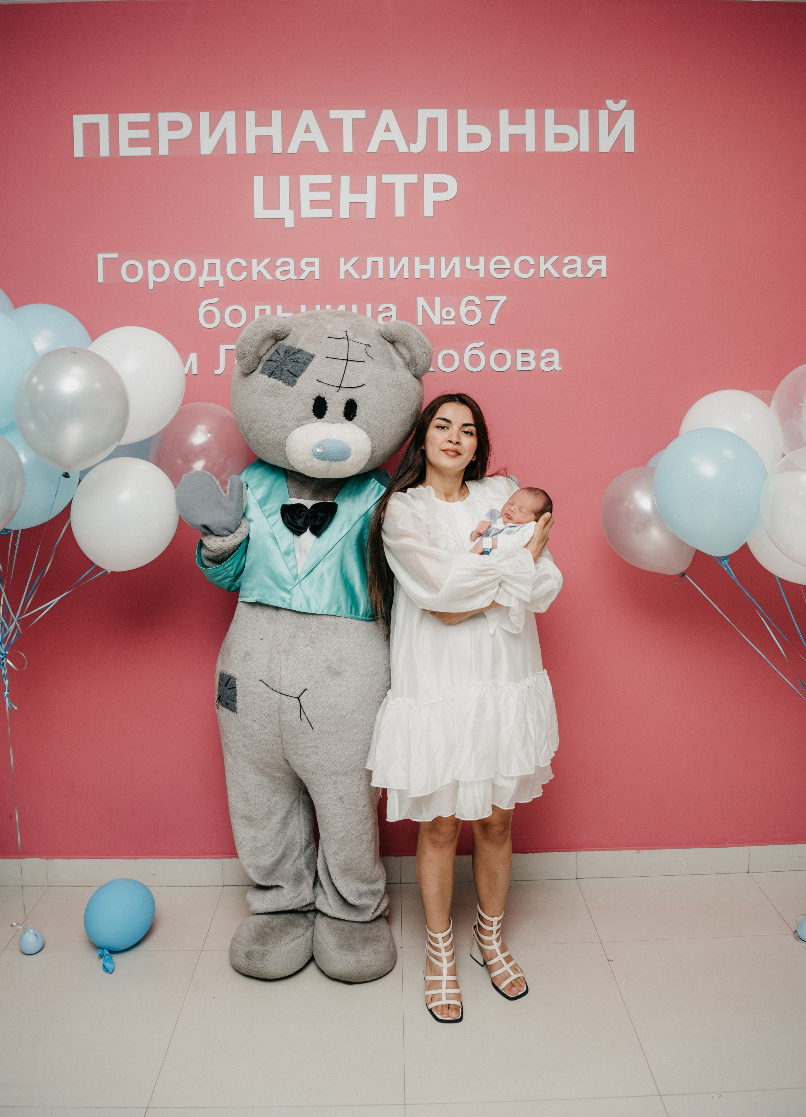Выписка Али. ГКБ 67. Фотограф на выписку из роддома в Москве и МО