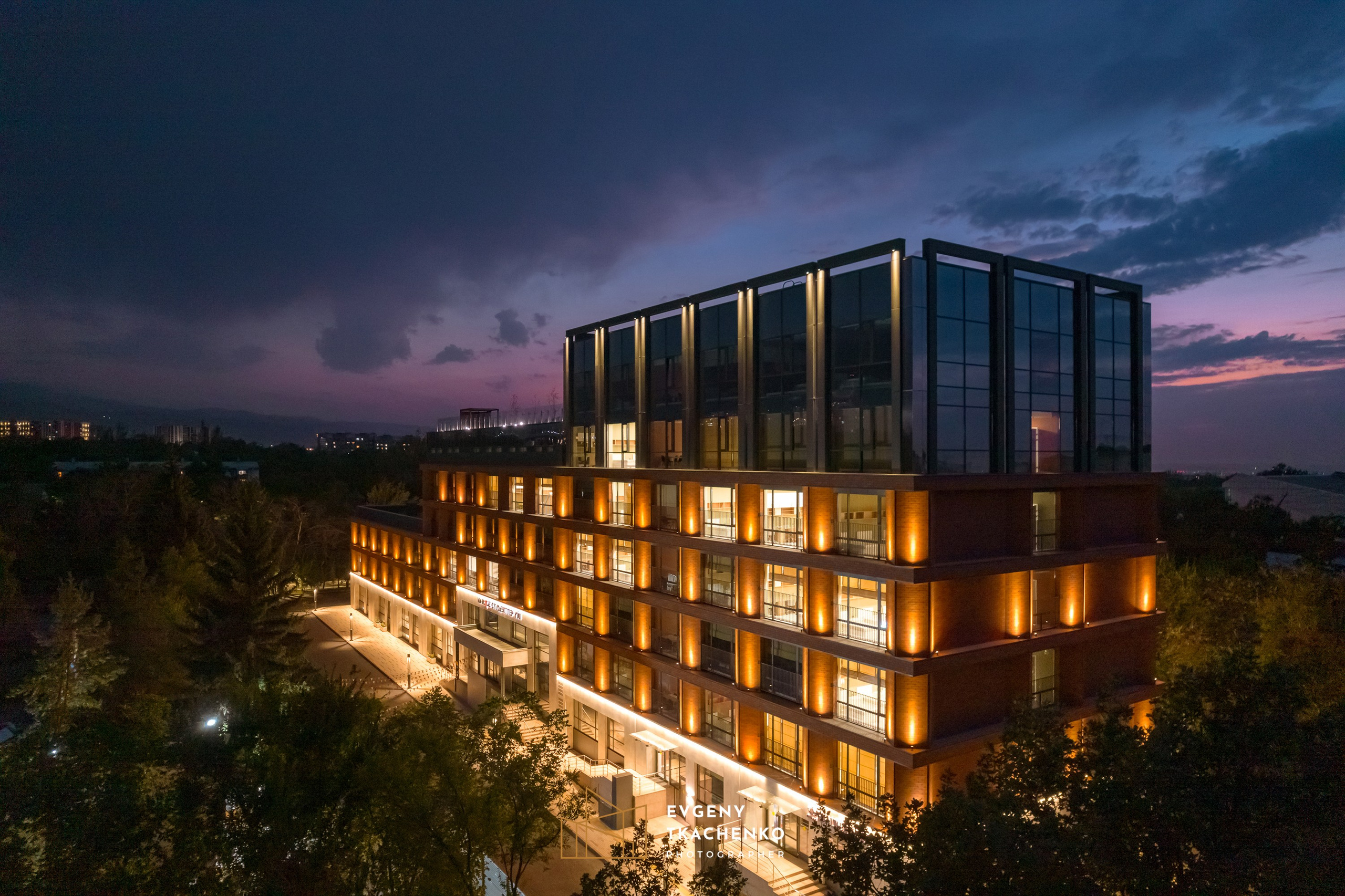 Общежитие университета NarXoz в Алматы. Архитектурный и интерьерный фотограф в Казахстане