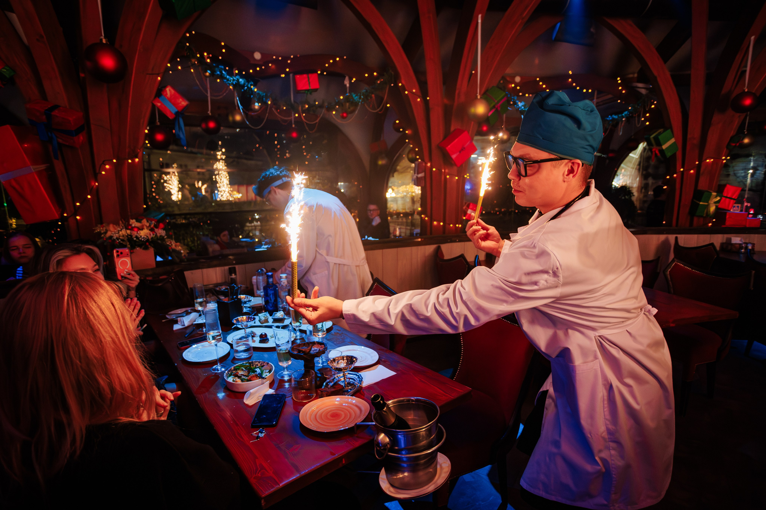 Городской корпоратив в PTIZZA_Ялта_29.12.2025. Аминов Руслан | Фотограф