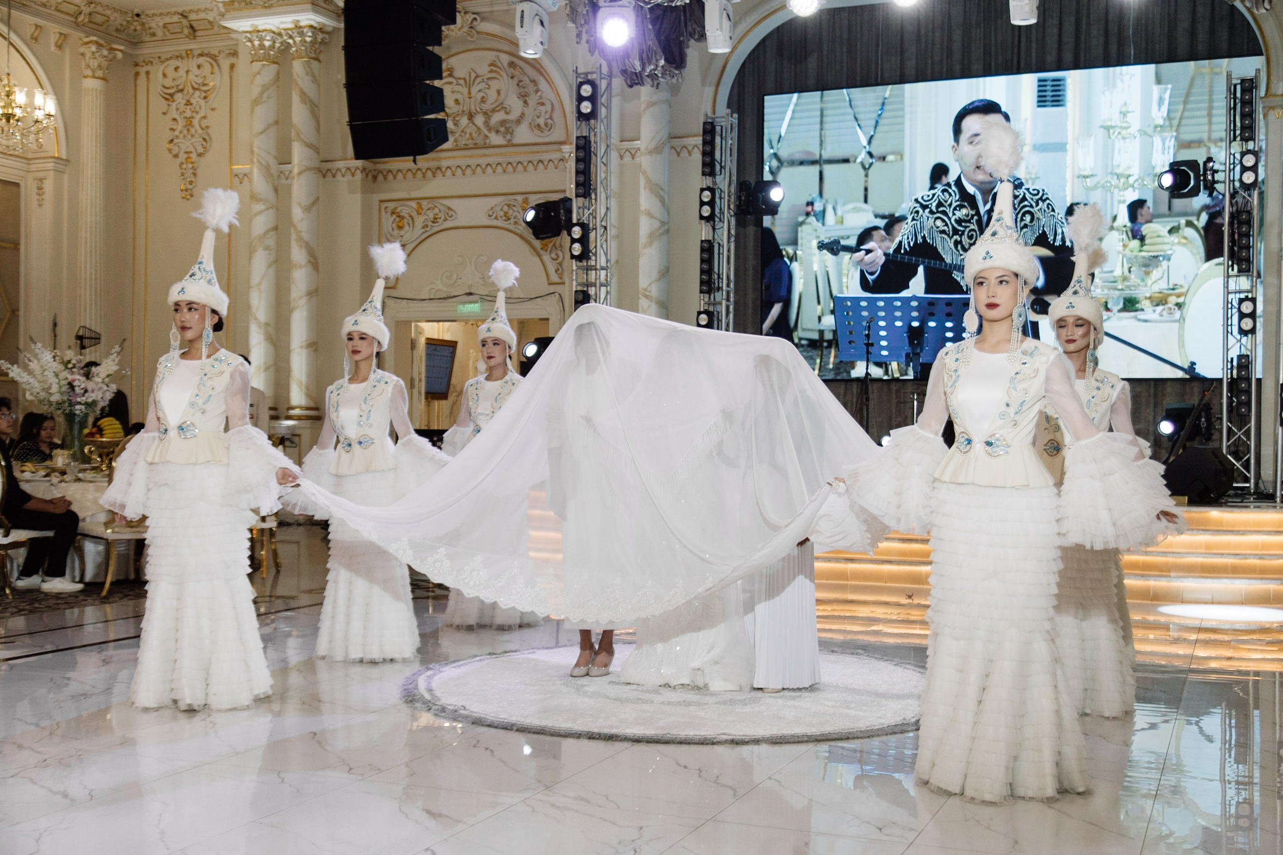 Ергалым & Марфуга. Свадебный фотограф Алматы Ниязов Руслан