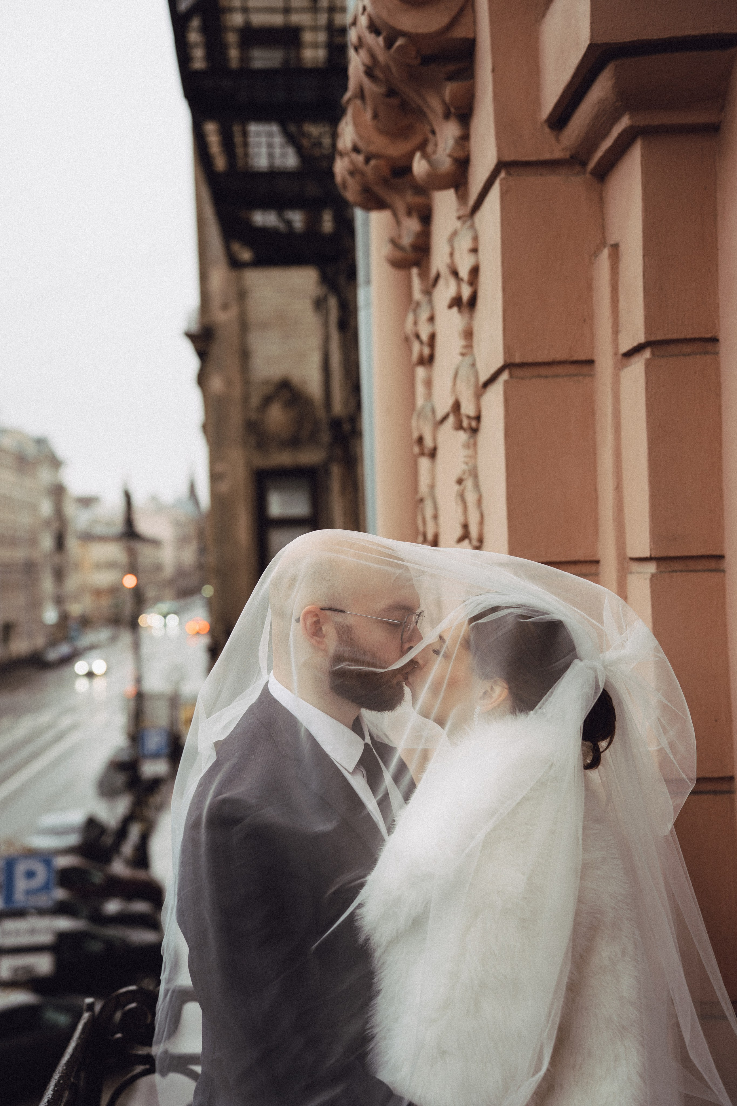 СВАДЕБНАЯ СЬЕМКА ВО ВТОРОМ ДВОРЦЕ (ДЕКАБРЬ) ТАКЖЕ СЬЕМКА В СТУДИИ НА ЧЕРНЫШЕВСКОЙ. Профессиональный фотограф, Санкт-Петербург — Виктория Богомолова