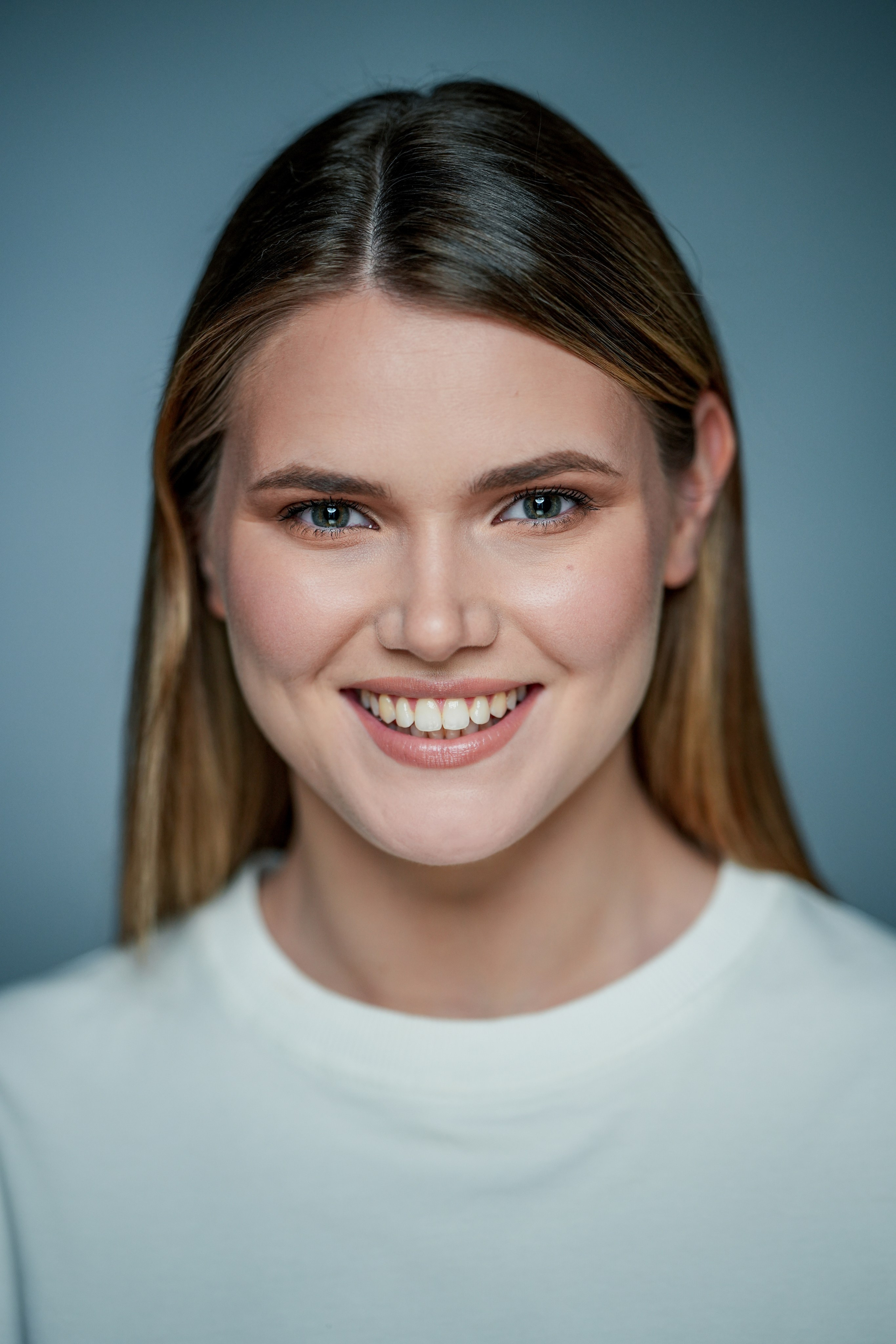 Актриса Алина Шацова. Портретная съемка в Москве, студийный фотограф Игорь Фомин