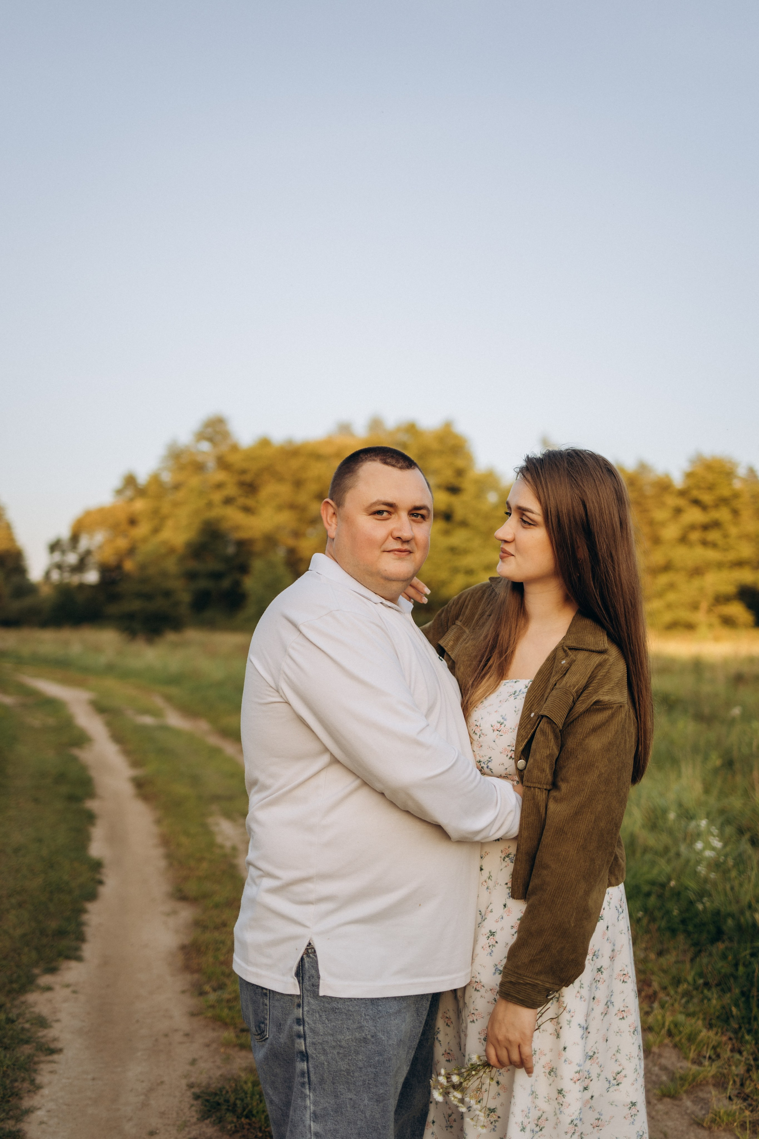 Семейная фотосессия (15.09.2025 г.) г. Жуков (Калужская обл.). Надежда Стар семейный и церковный фотограф в Жукове и Калужской области