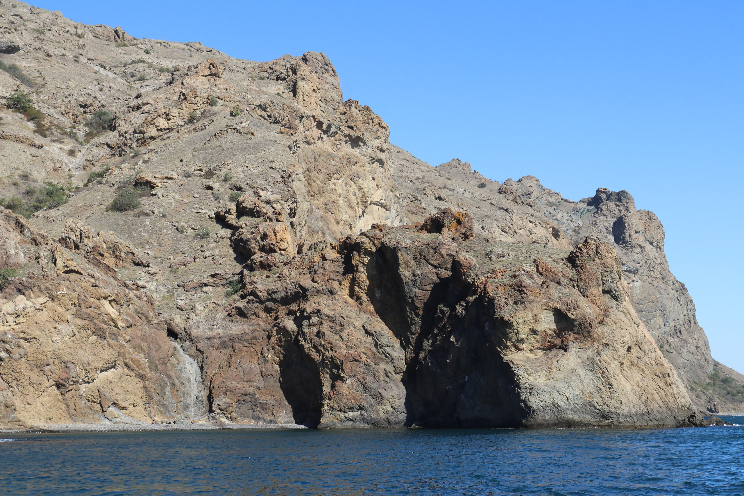 Крым. ЮБК (Судак, Карадаг, гора Клементьева, Меганом, Ильяс-Кая). Сентябрь 2020. Путешественник-фотограф из Санкт-Петербурга Татьяна Свистулина