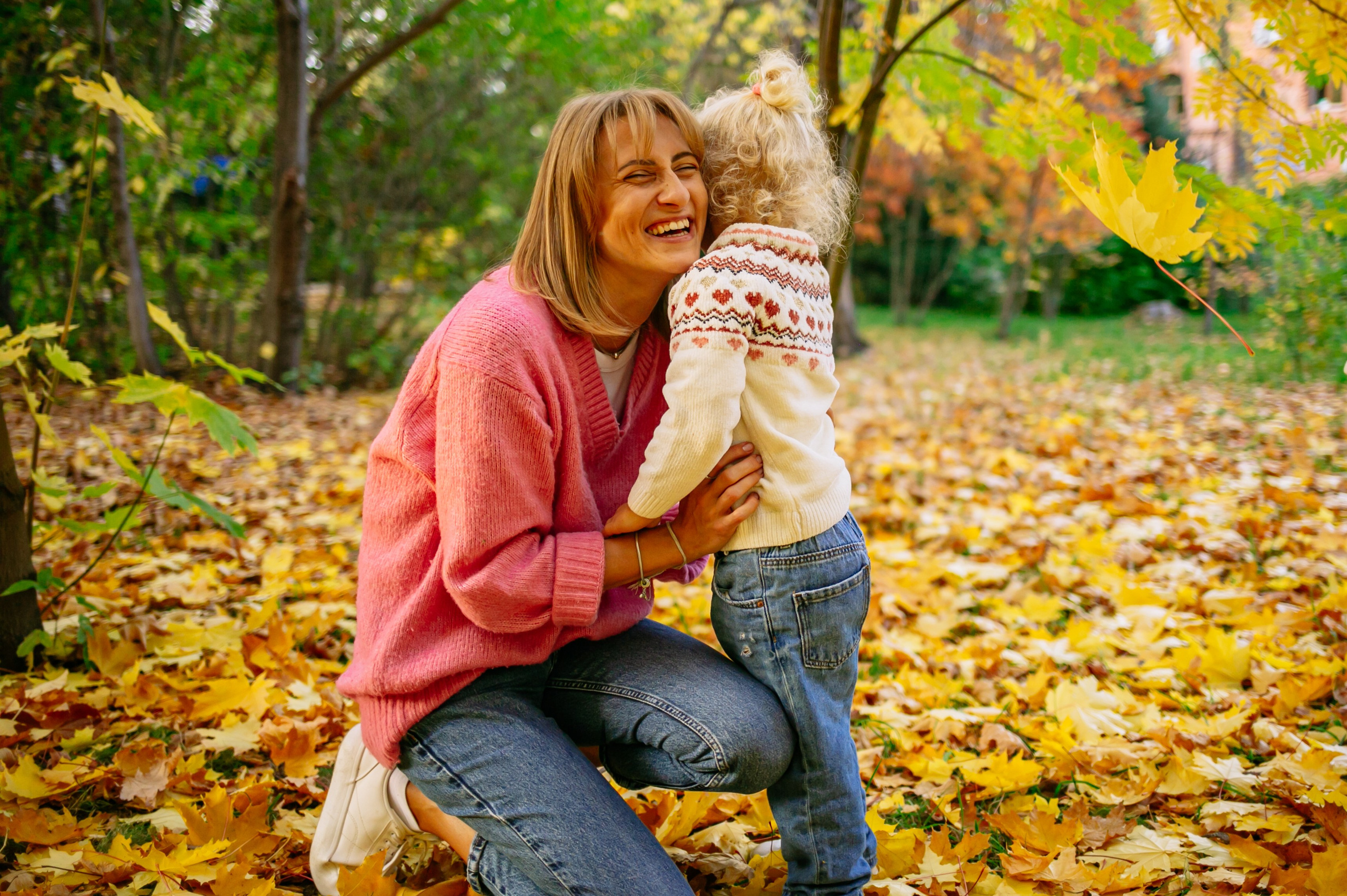 Юля, Анюта, Есения