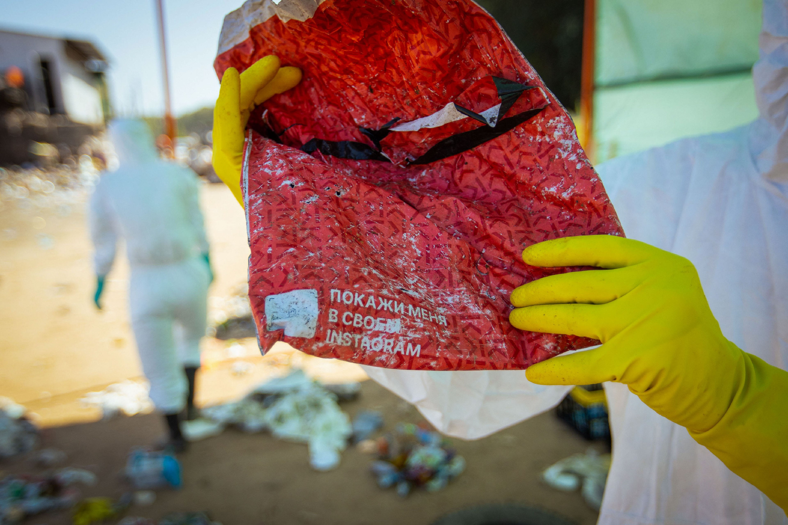 Анализ ижевского полигона ТБО [10-11 августа 2021 г.]. Фотограф Виноградов Константин