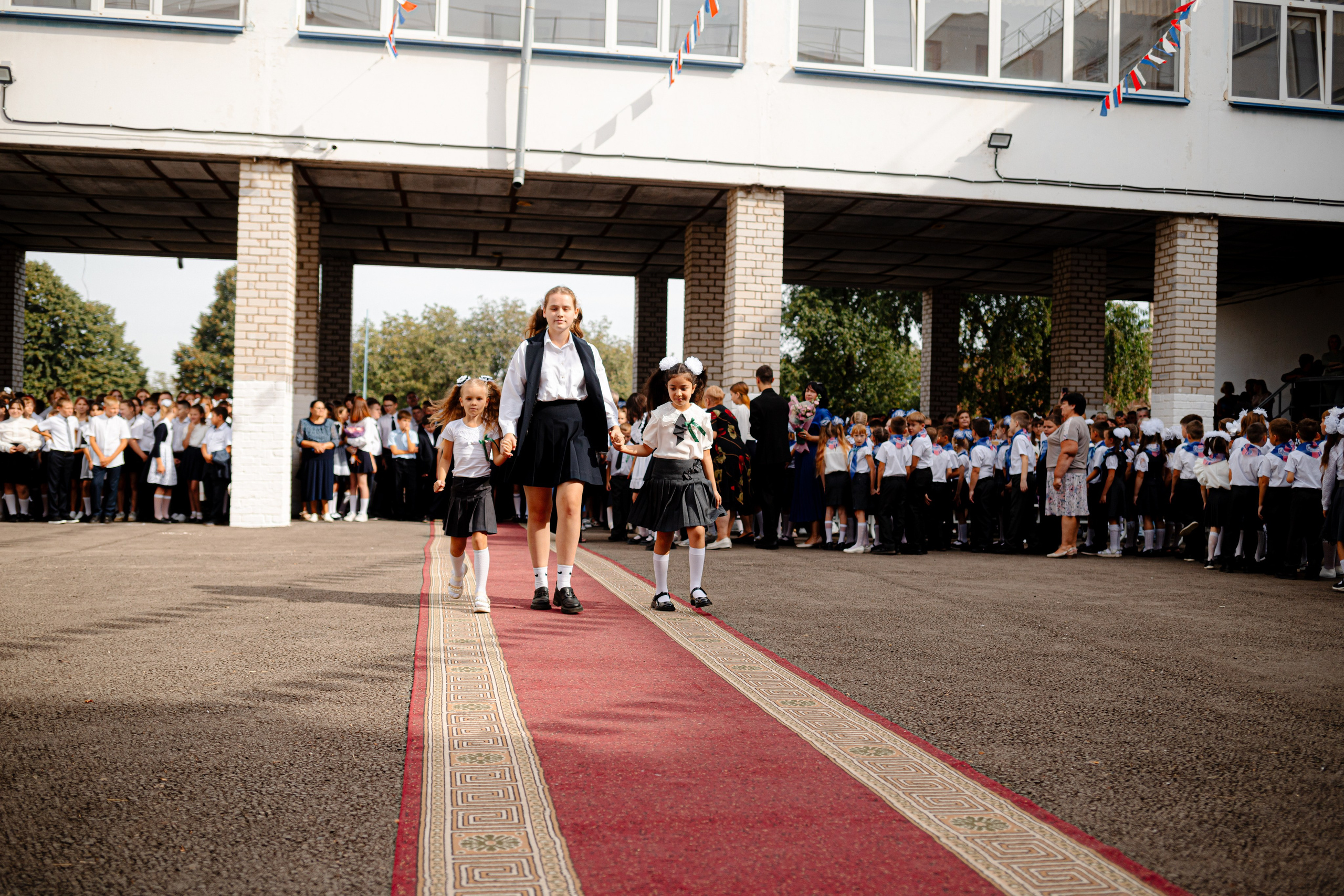 Школьный фотограф кропоткин. Свадебный фотограф Кропоткин Краснодар