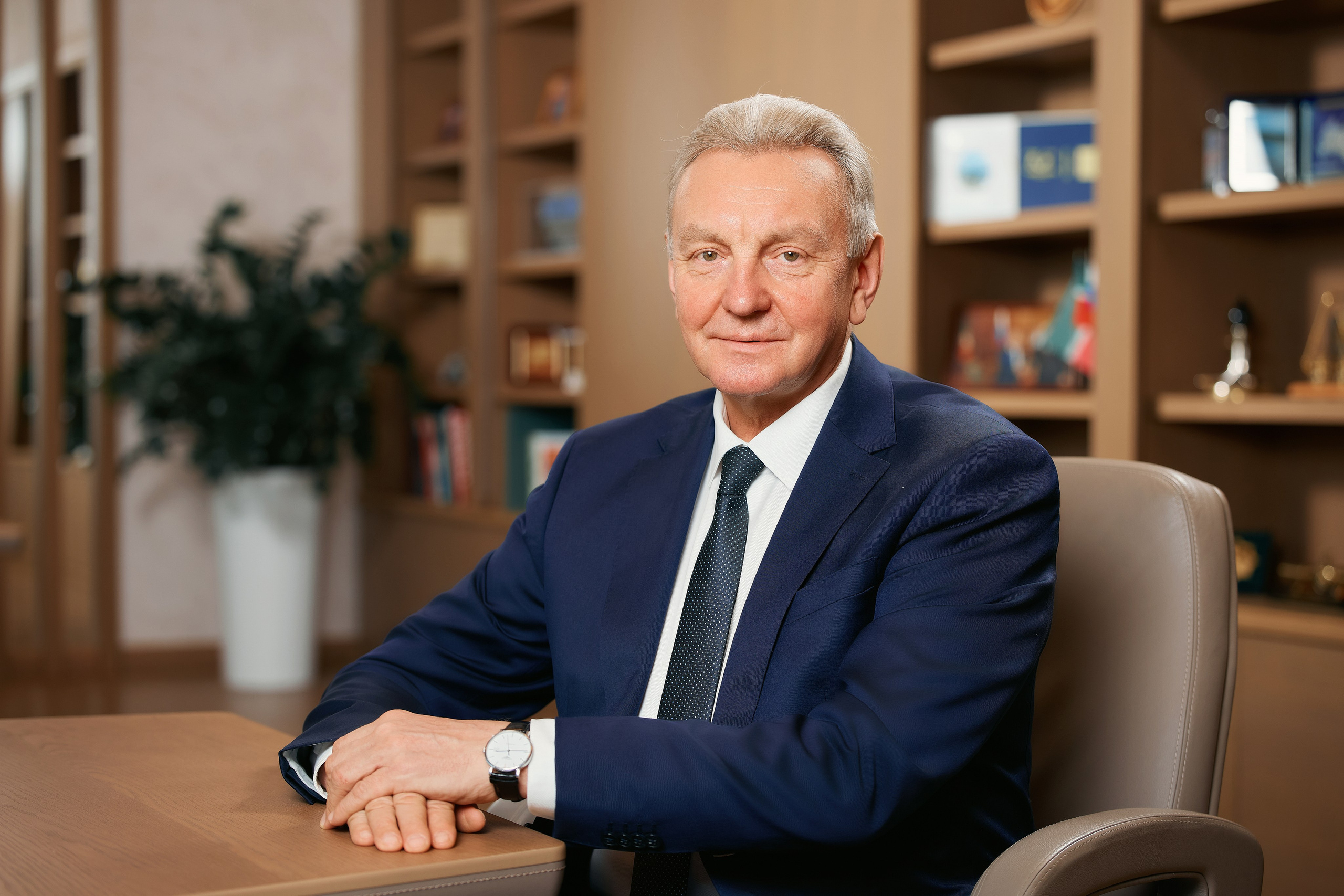 Портреты первых лиц. Мое имя Раиль. Я репортажный фотограф в Казани, так же мой любимый жанр — свадебный фотограф