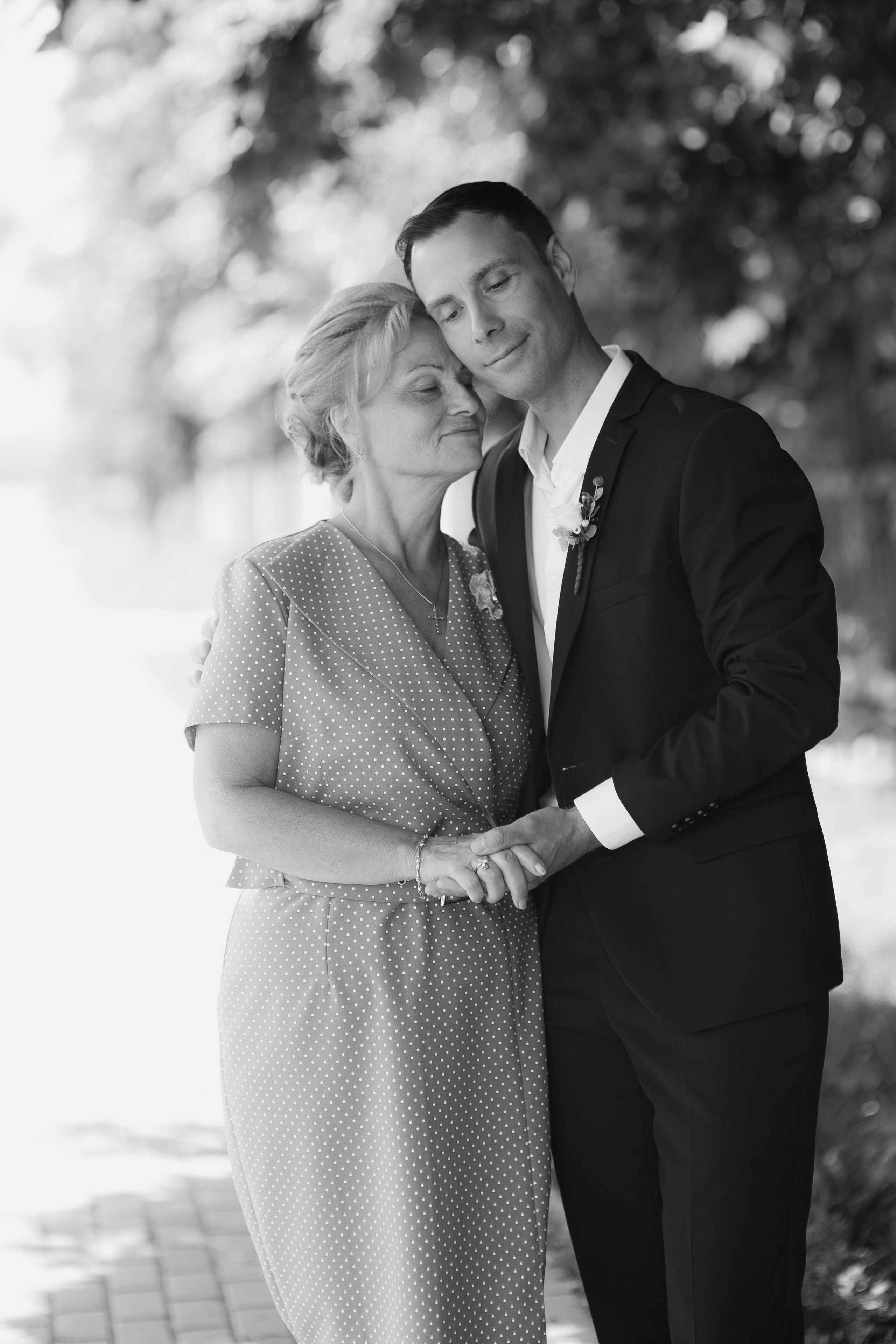 Свадебная прогулка в Ярославле. Свадебный и репортажный фотограф в Ярославле и Санкт-Петербурге Роман Микрюков