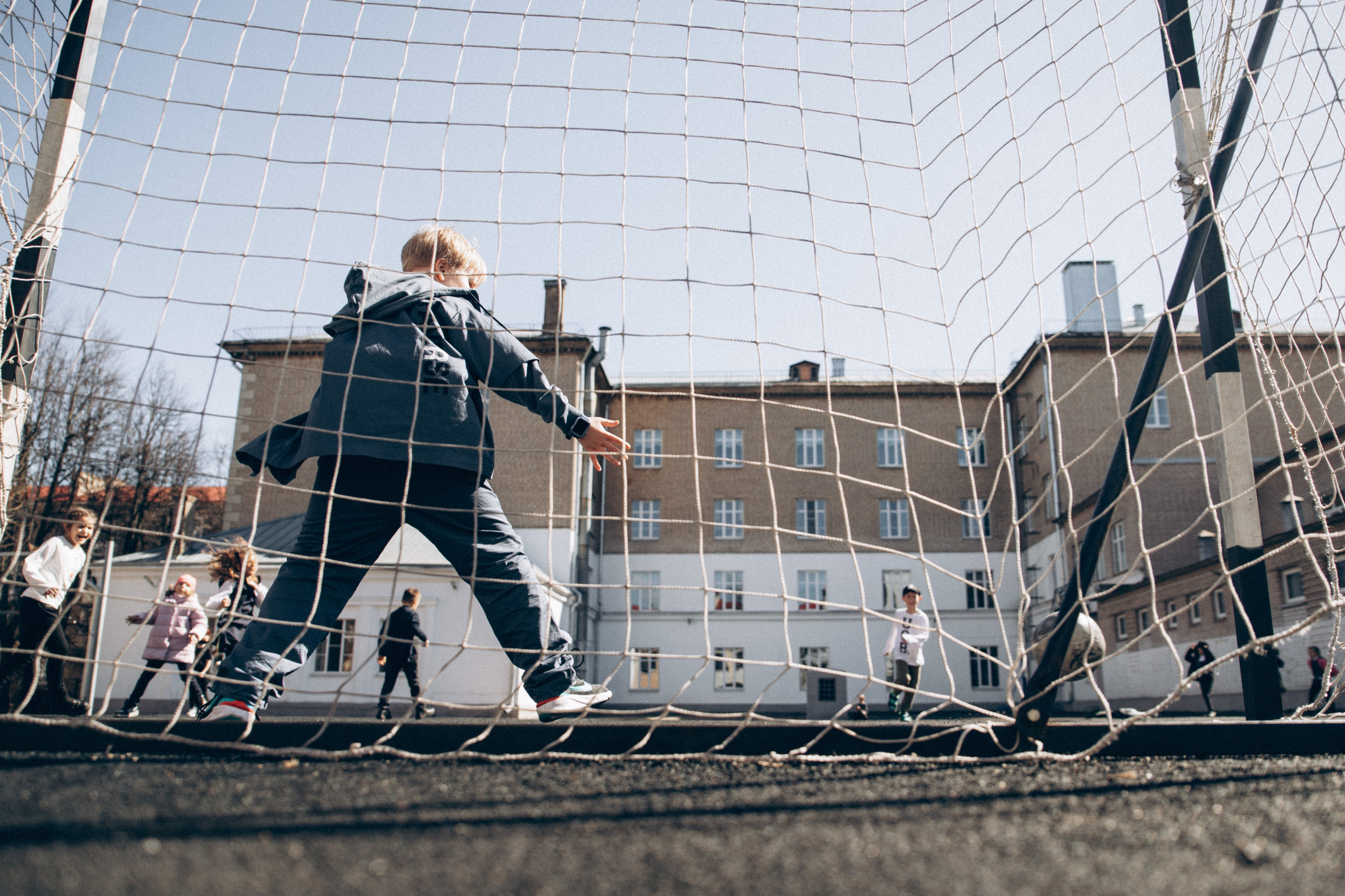 Школьные фотографии могут быть такими. Репортажный и детский фотограф в Минске