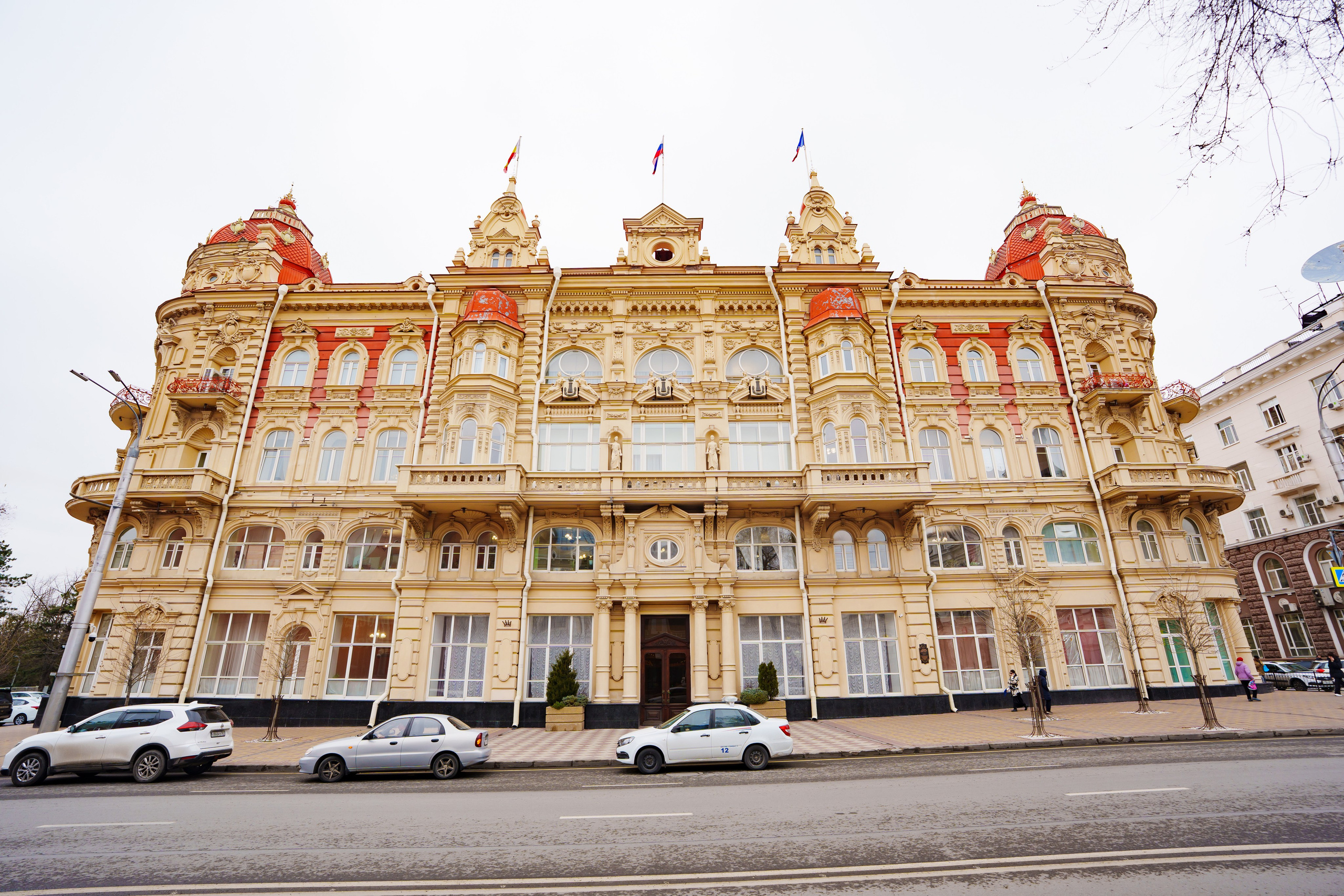 Фото Ростова-на-Дону скачать бесплатно | Красивые виды города, достопримечательности, фасады заведений. Свадебный и семейный фотограф в Ростове-на-Дону. Андрей Сайфутдинов