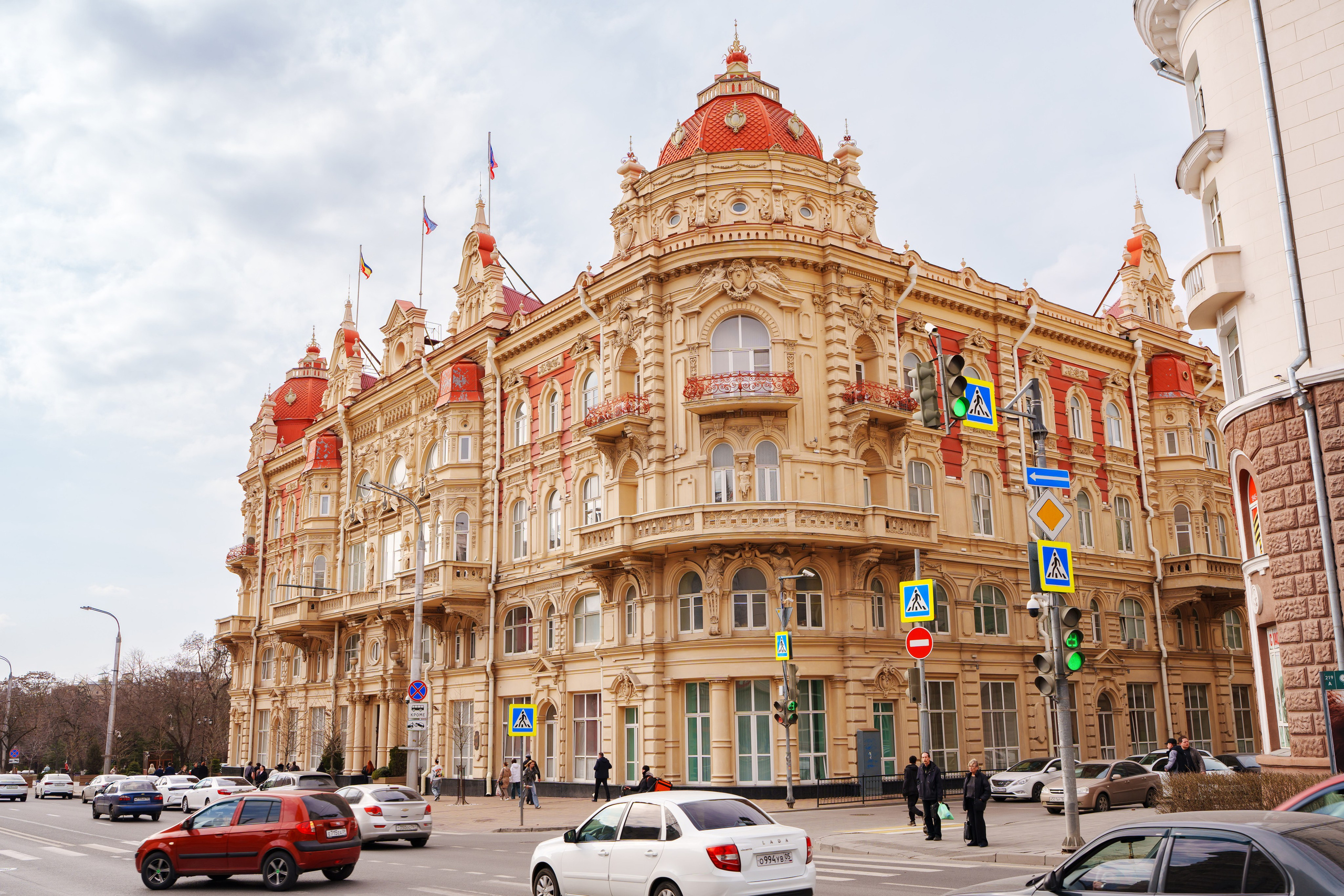 Фото Ростова-на-Дону скачать бесплатно | Красивые виды города, достопримечательности, фасады заведений. Свадебный и семейный фотограф в Ростове-на-Дону. Андрей Сайфутдинов