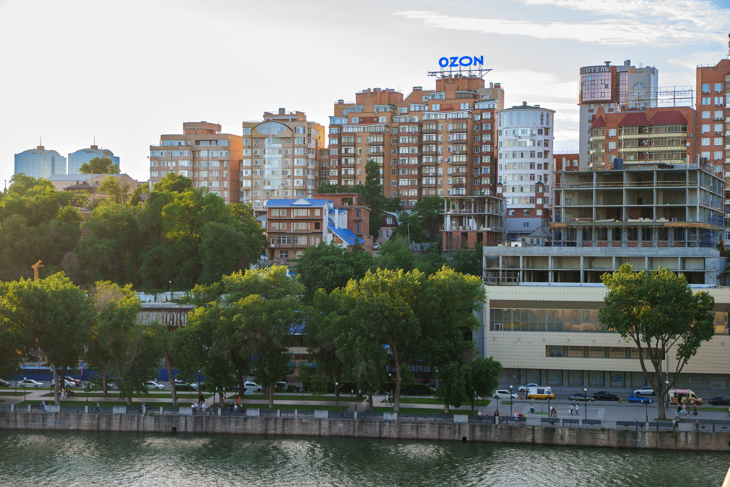 Фото Ростова-на-Дону скачать бесплатно | Красивые виды города, достопримечательности, фасады заведений. Свадебный и семейный фотограф в Ростове-на-Дону. Андрей Сайфутдинов