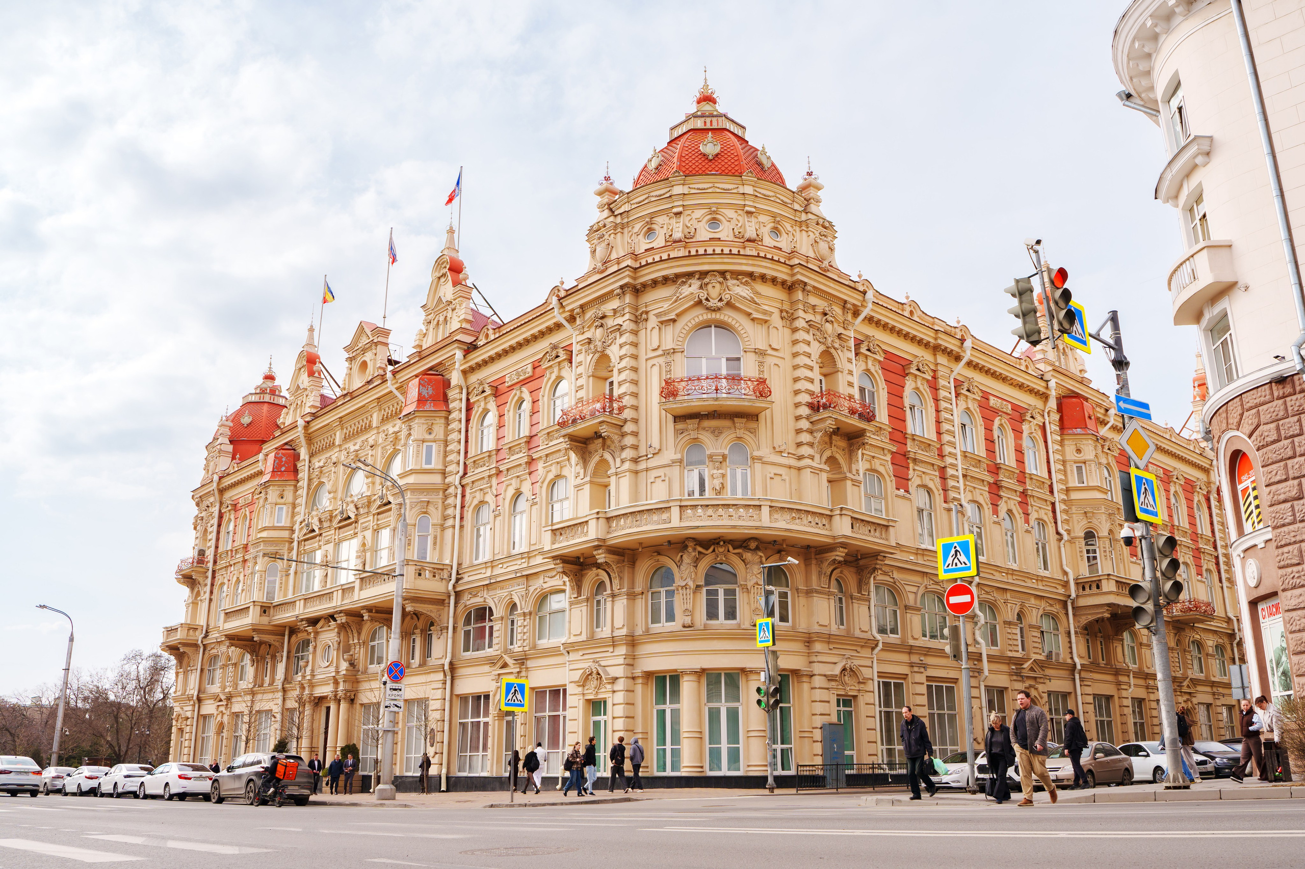 Фото Ростова-на-Дону скачать бесплатно | Красивые виды города, достопримечательности, фасады заведений. Свадебный и семейный фотограф в Ростове-на-Дону. Андрей Сайфутдинов