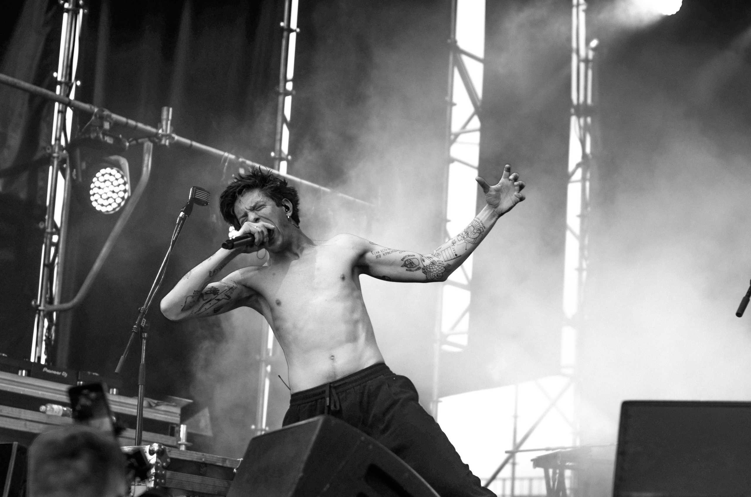 Концерт The Hatters на фестивале «Грань» в Барнауле. Денисова Аля — фотограф для парных съемок и индивидуальных историй в Барнауле